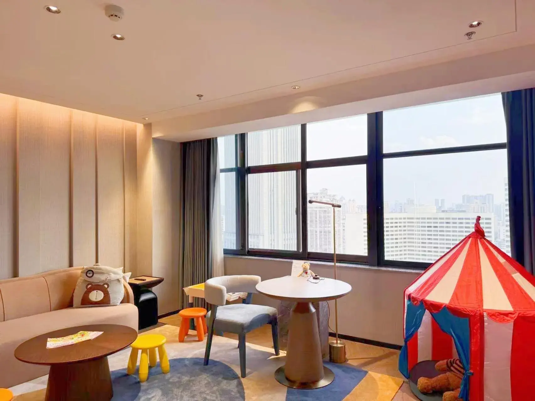 Photo of the whole room in Baiyun Hotel Guangzhou Photo of the whole room in Baiyun Hotel Guangzhou