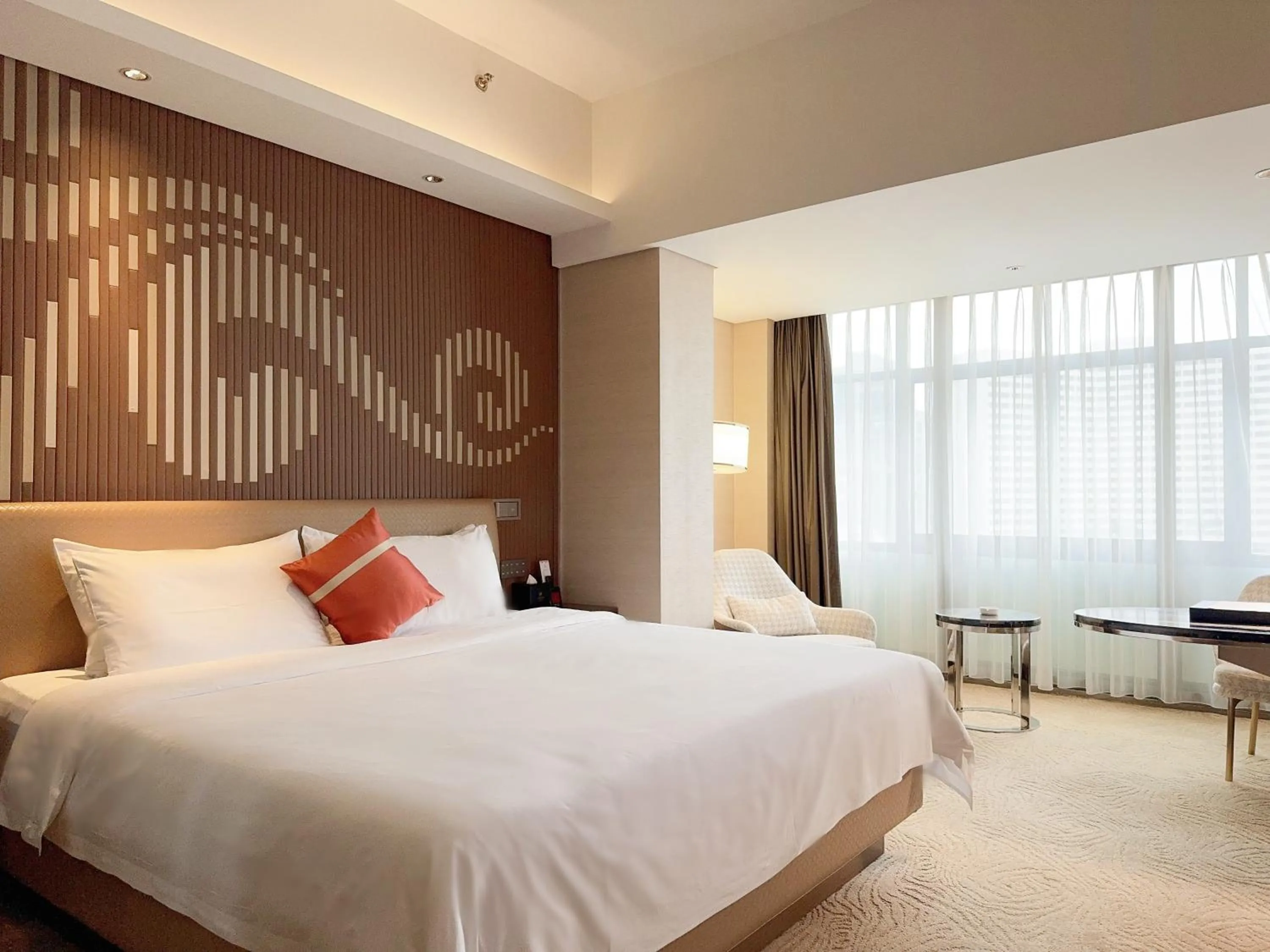 Bed in Baiyun Hotel Guangzhou