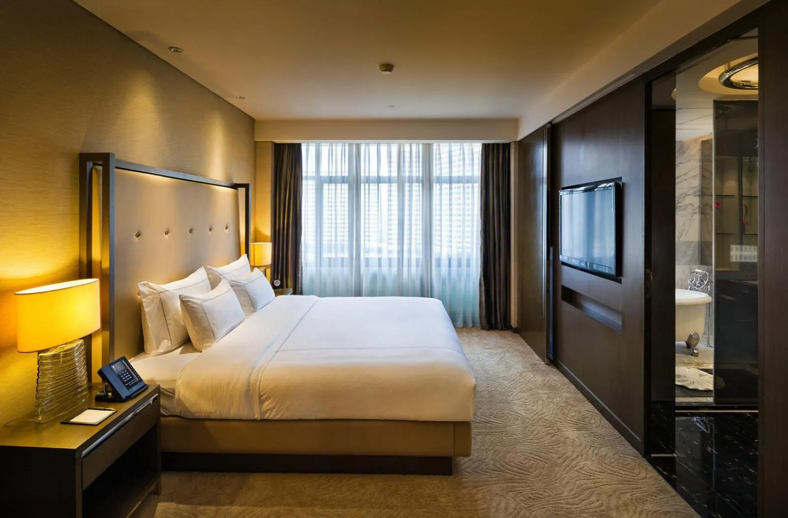 Bedroom, Bed in Baiyun Hotel Guangzhou