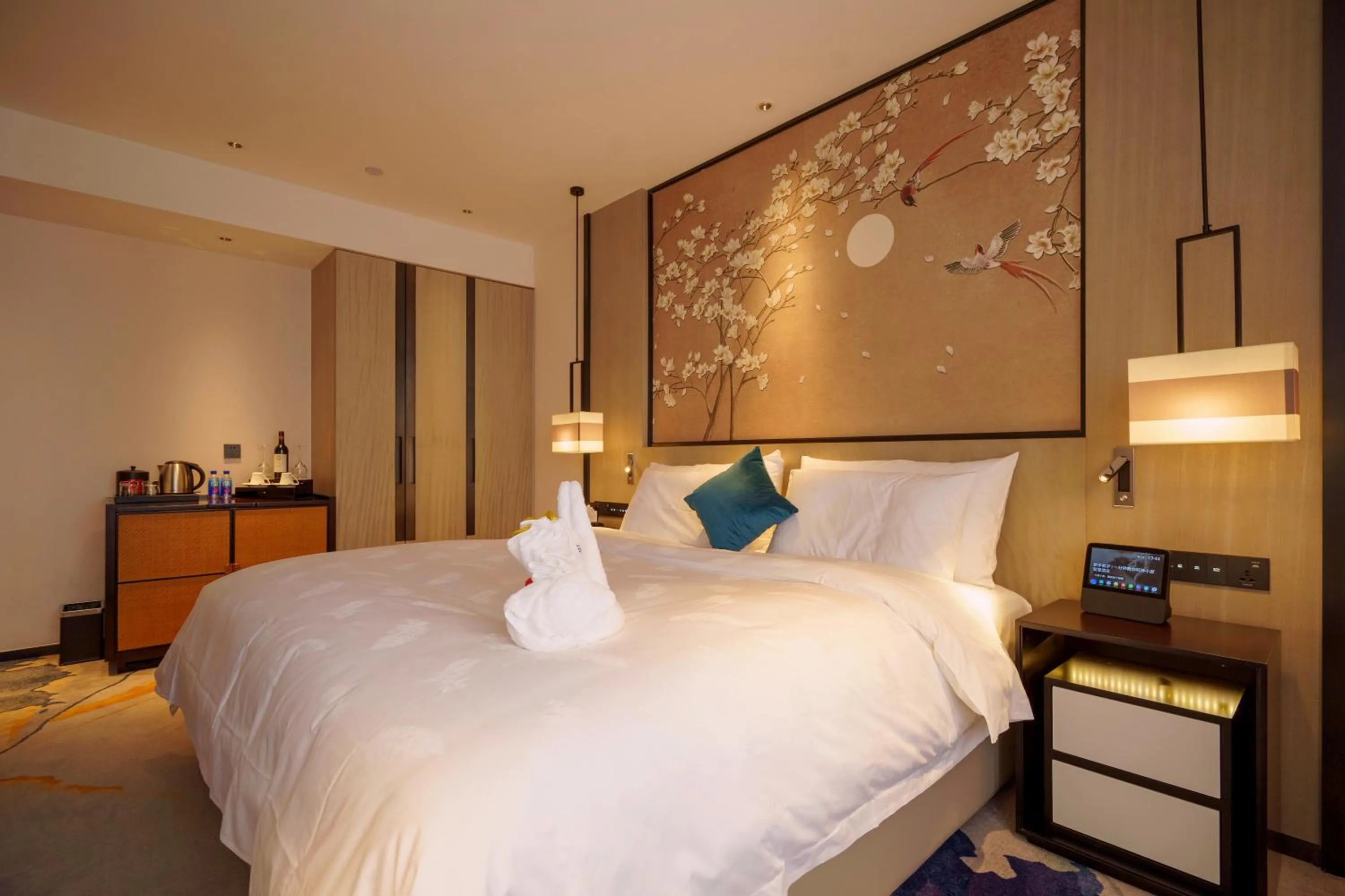 Photo of the whole room, Bed in Baiyun Hotel Guangzhou