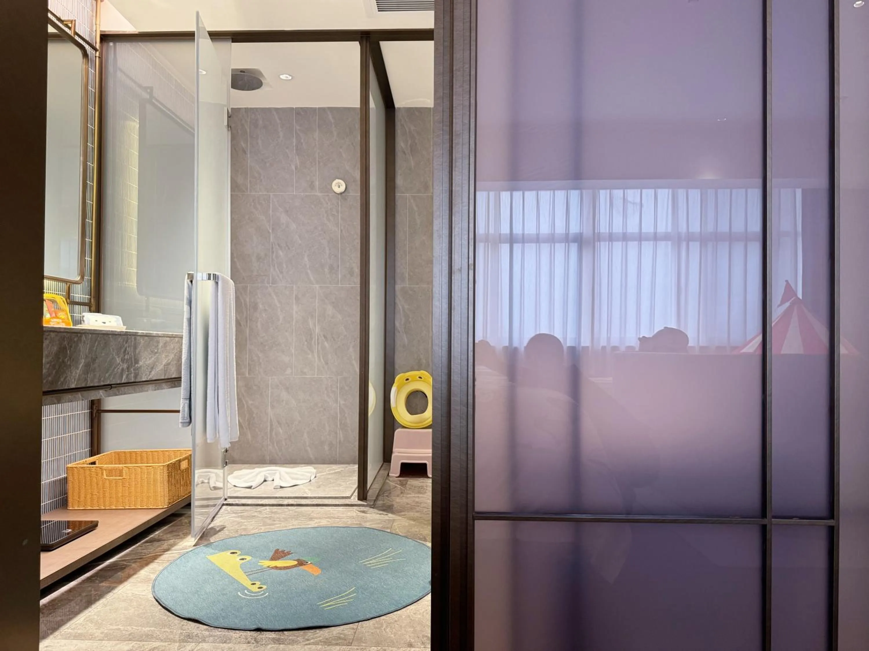 Photo of the whole room in Baiyun Hotel Guangzhou