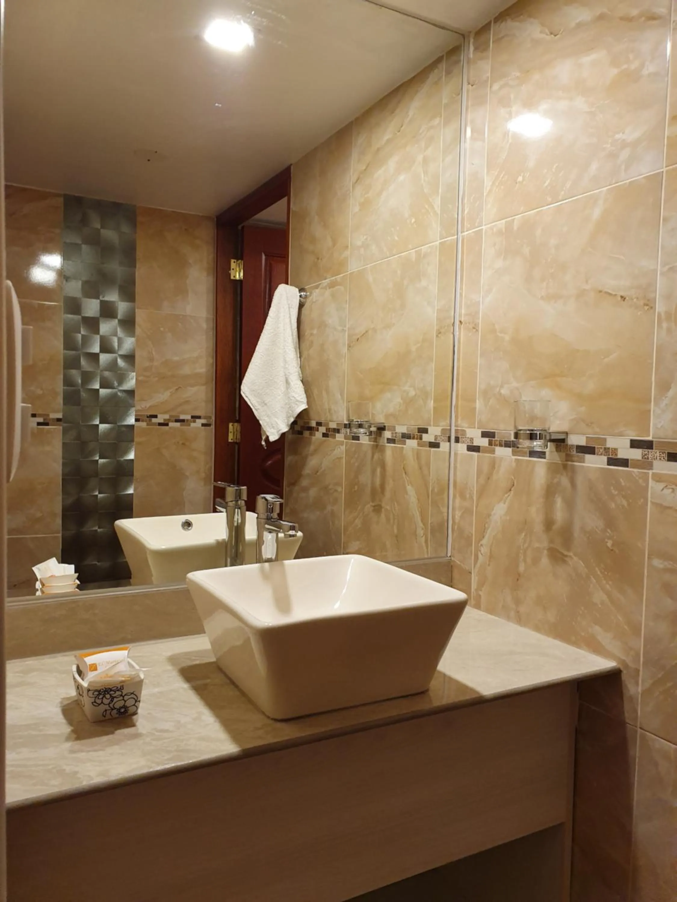 Bathroom in El Mariscal Cusco