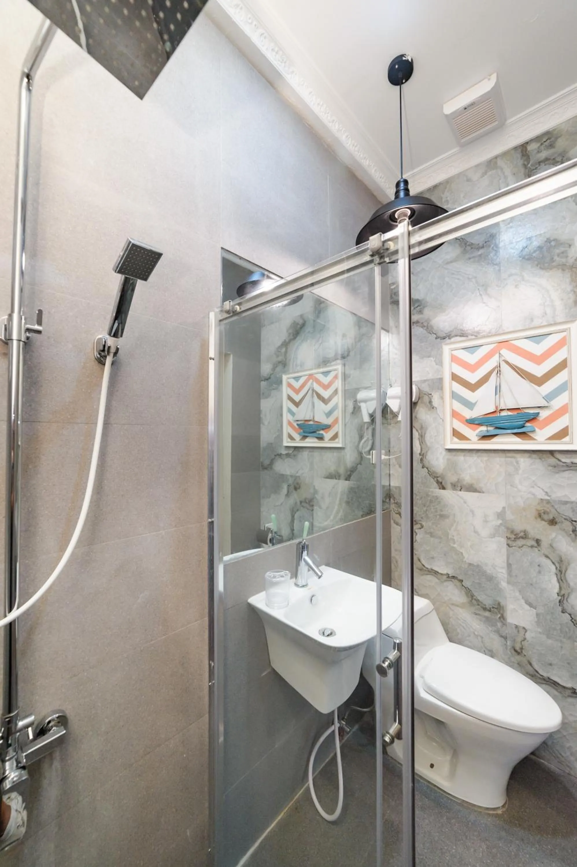 Bathroom in Mario Dive Resort