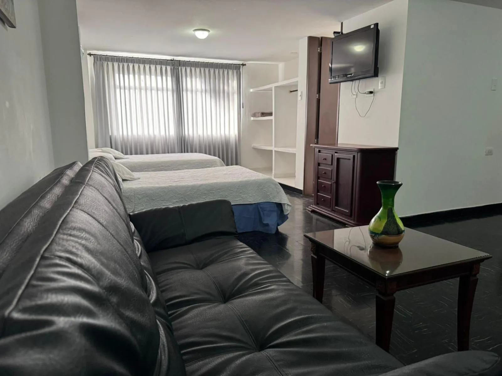 Twin Room in Vallclaire Suites