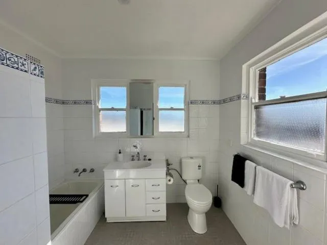 Toilet in The Lakes Hotel