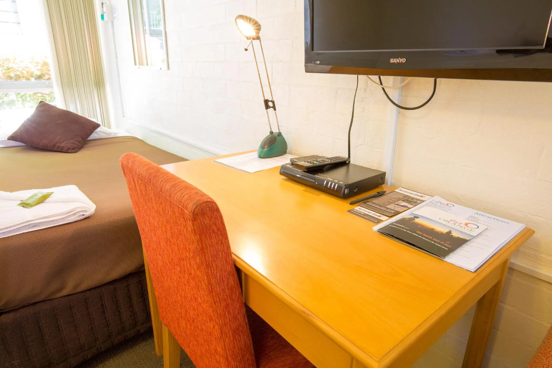 Bed in Summer East Apartments