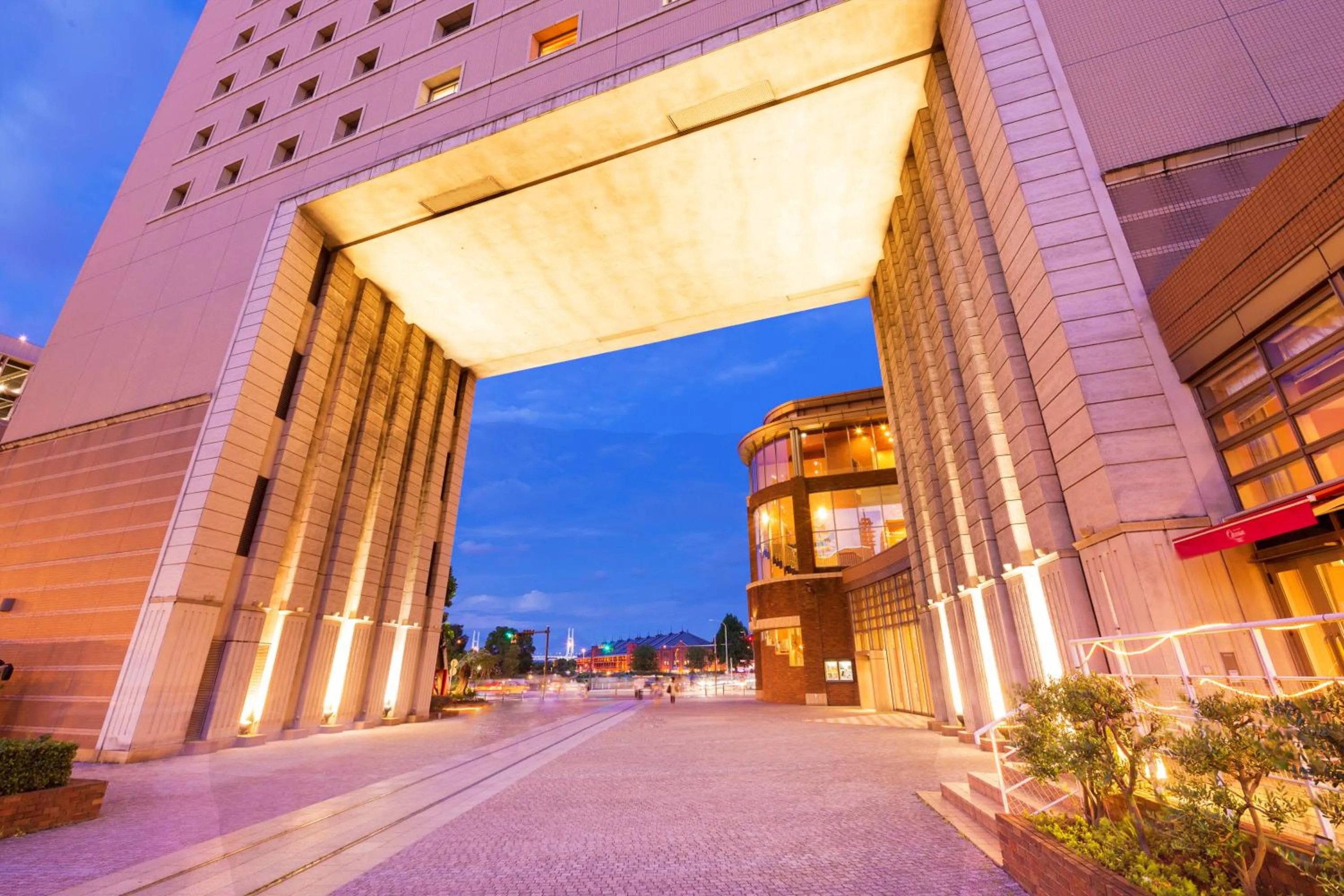 Nearby landmark in Navios Yokohama