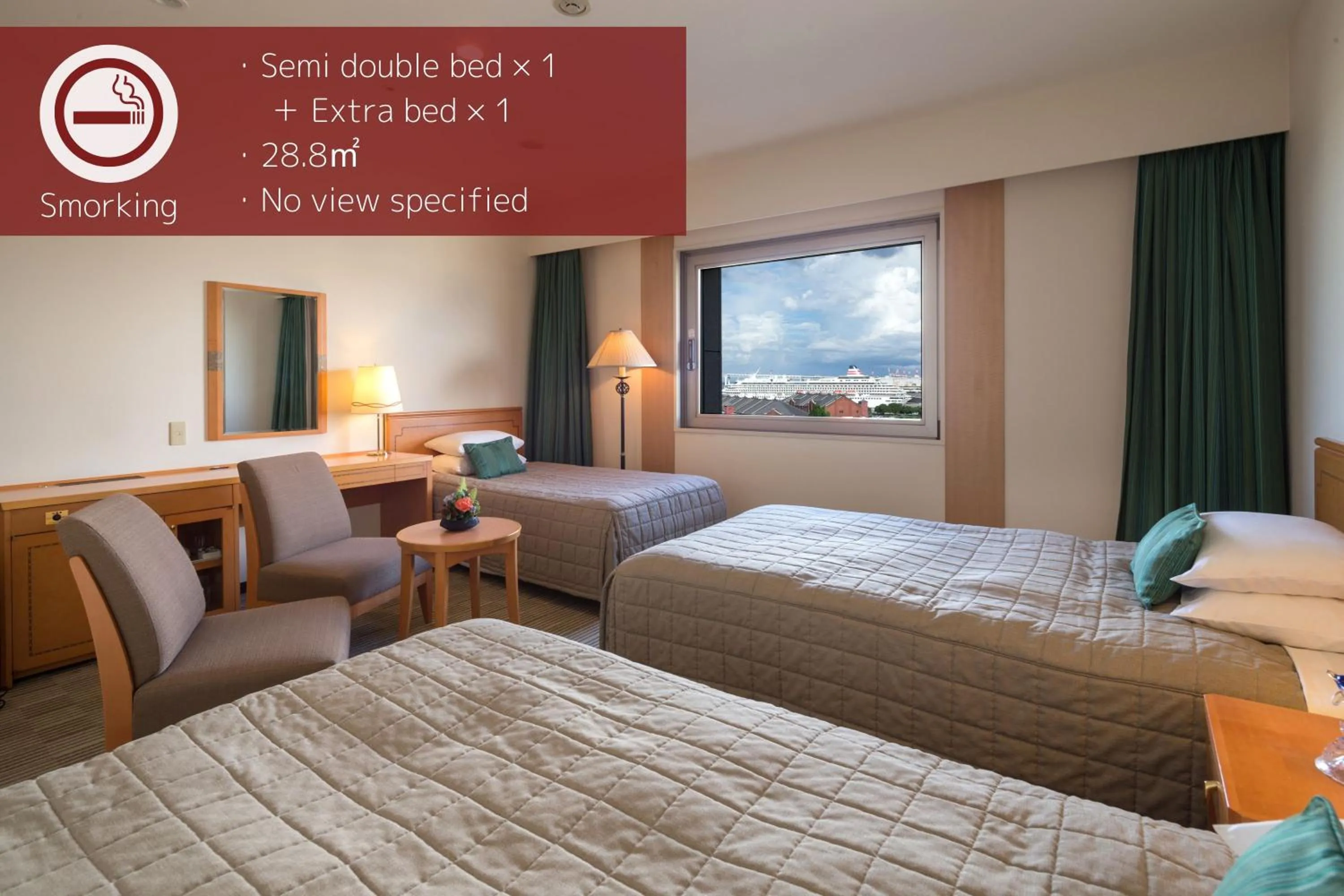 Photo of the whole room, Bed in Navios Yokohama