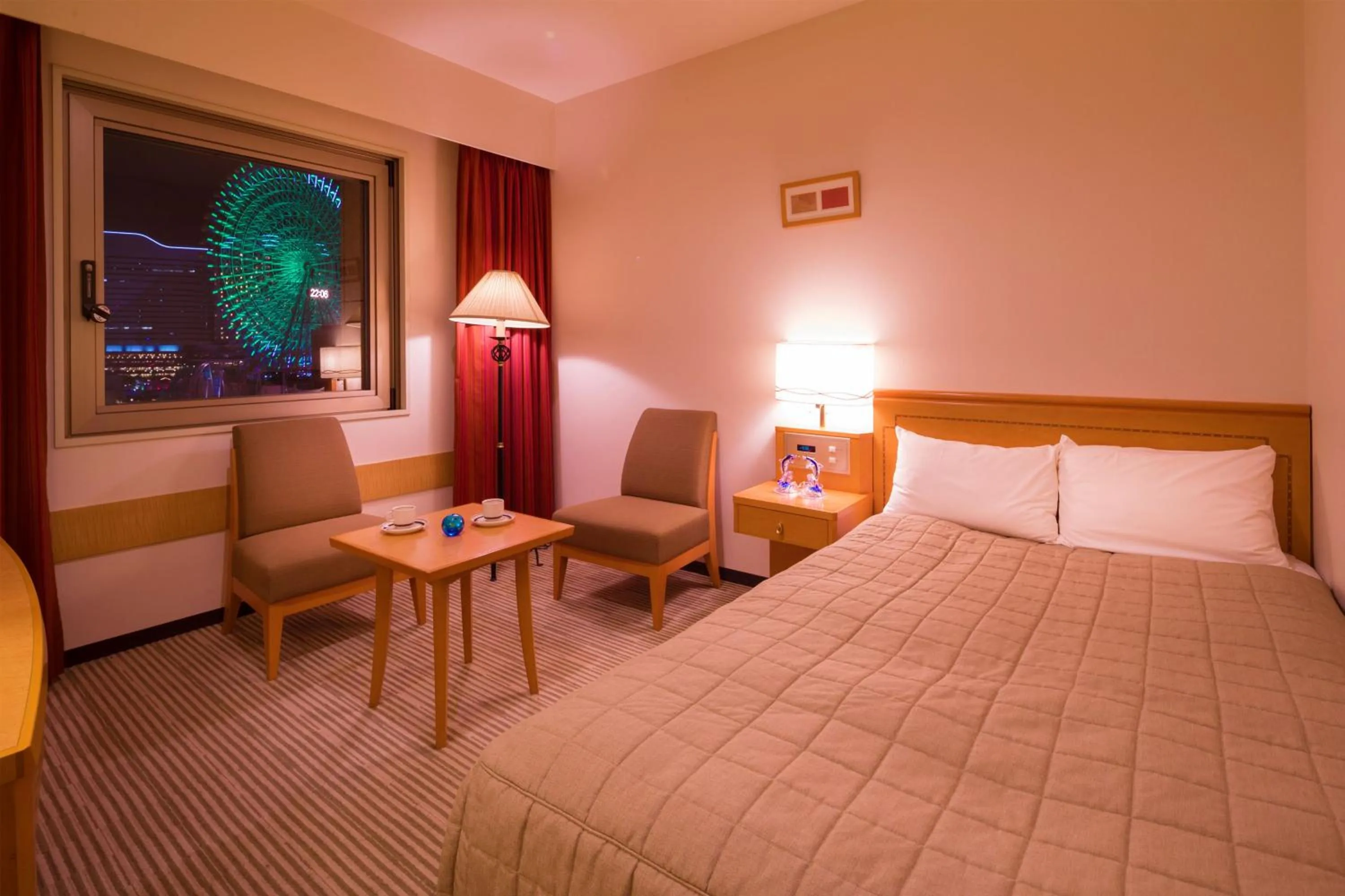 Photo of the whole room, Bed in Navios Yokohama