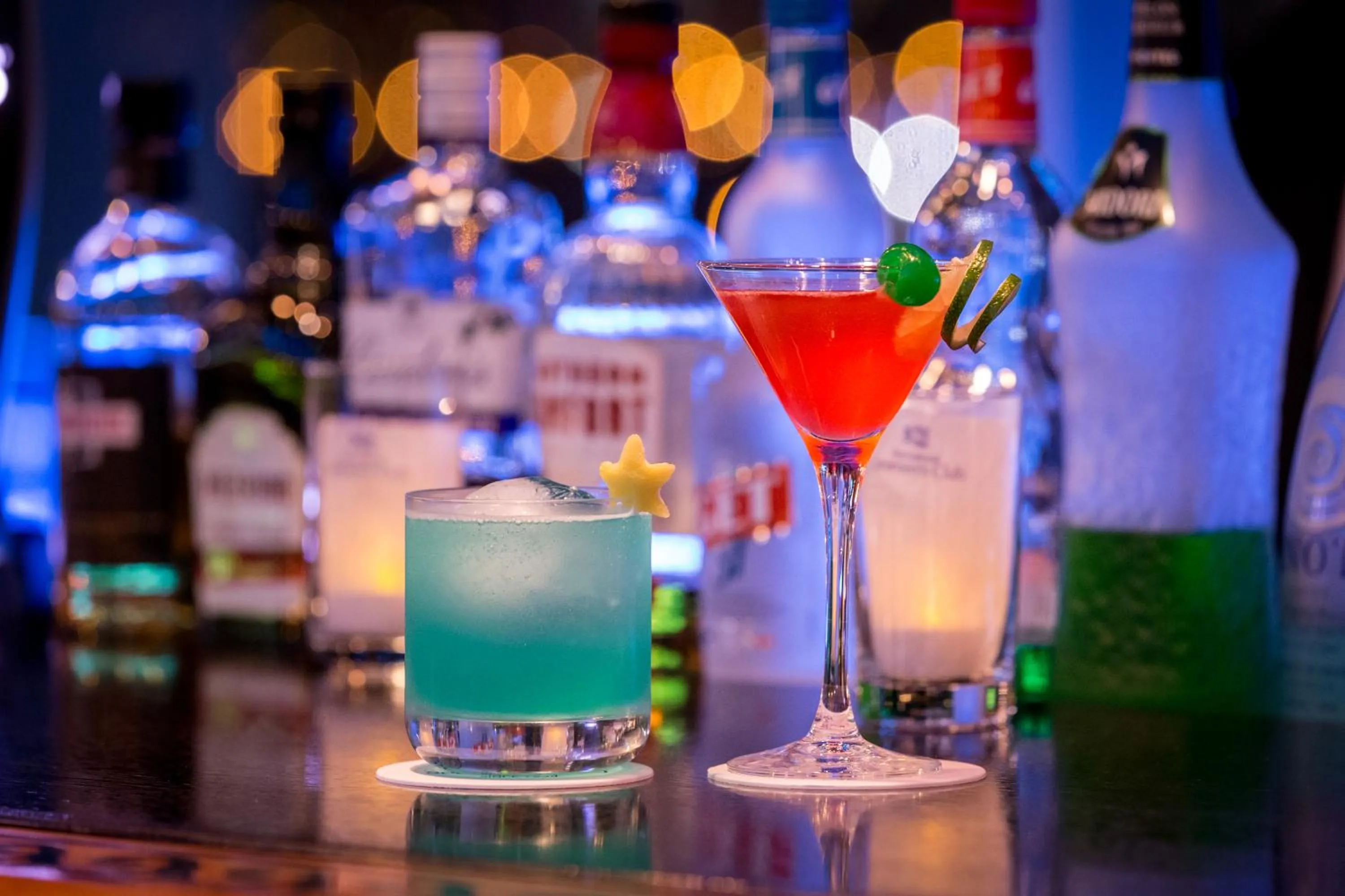 Lounge or bar in Navios Yokohama