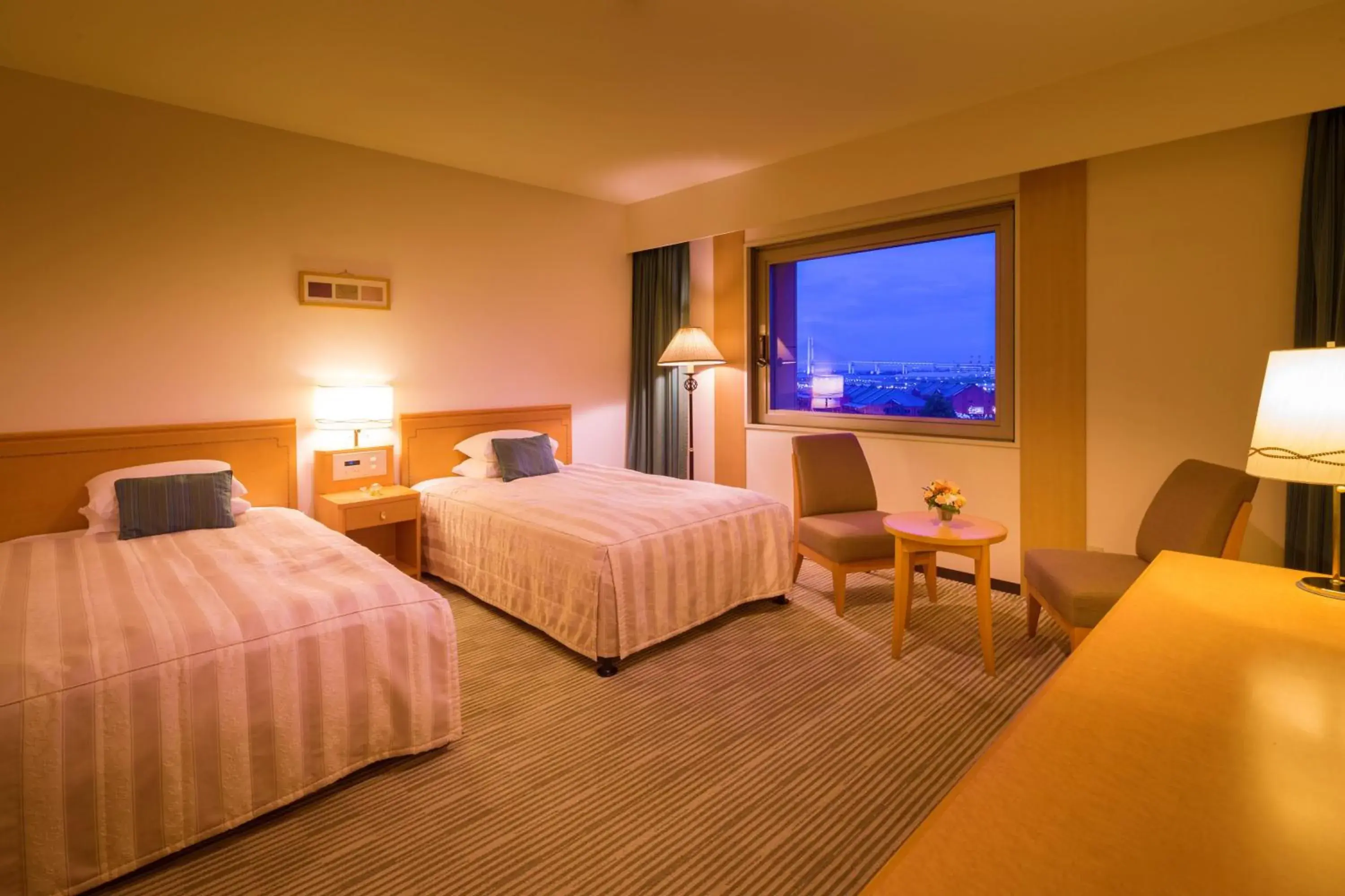 Photo of the whole room, Bed in Navios Yokohama Photo of the whole room, Bed in Navios Yokohama