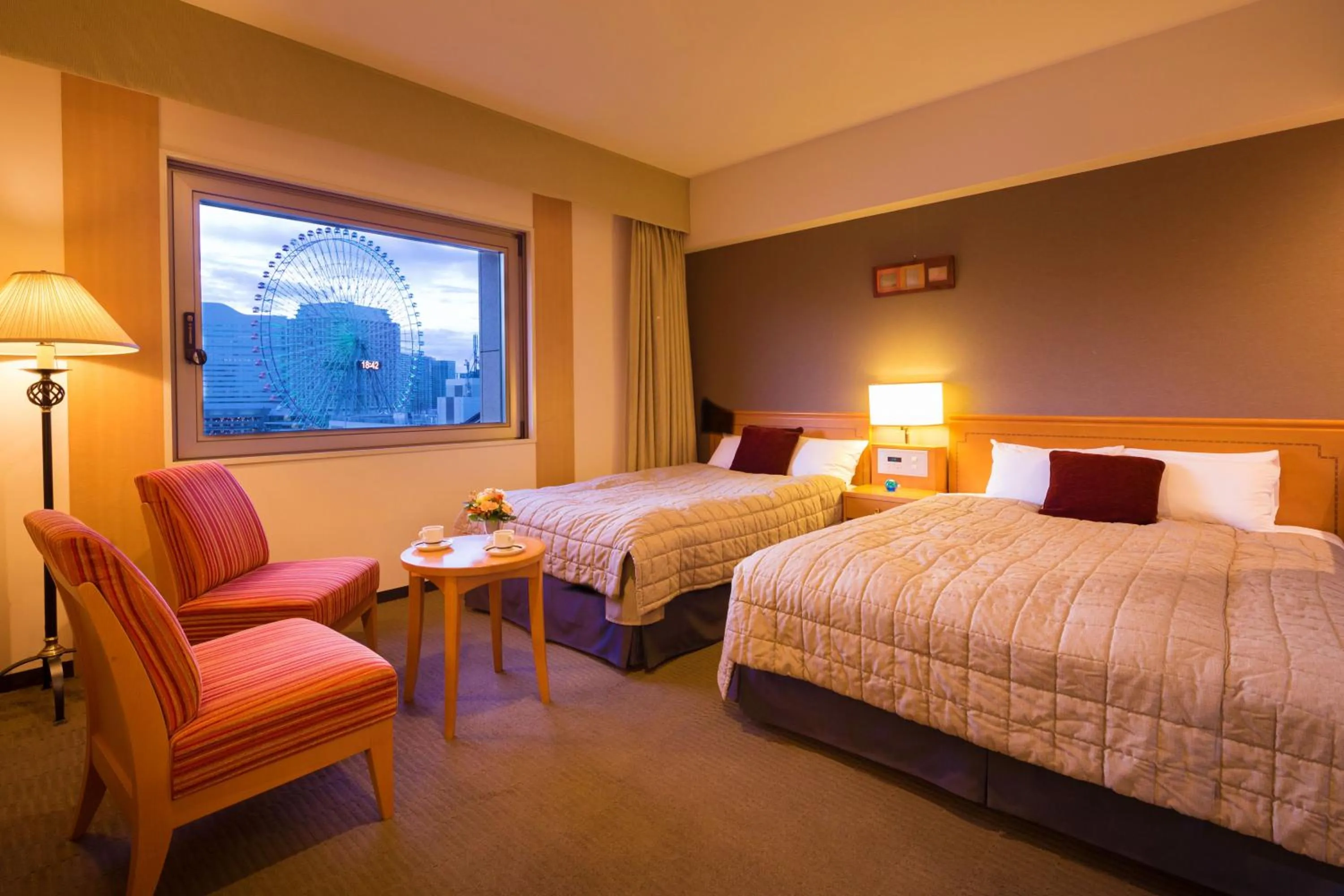 Day, Bed in Navios Yokohama