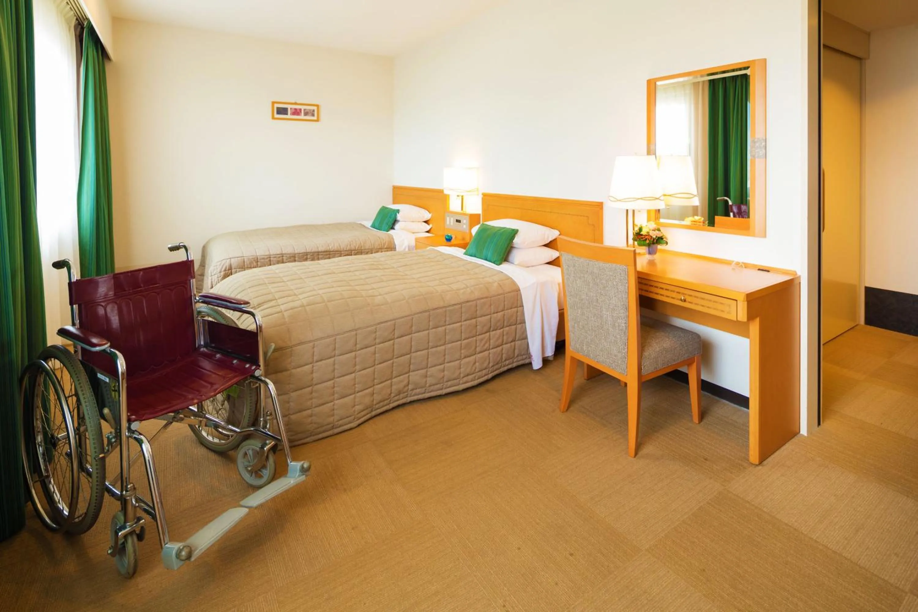 Day, Bed in Navios Yokohama