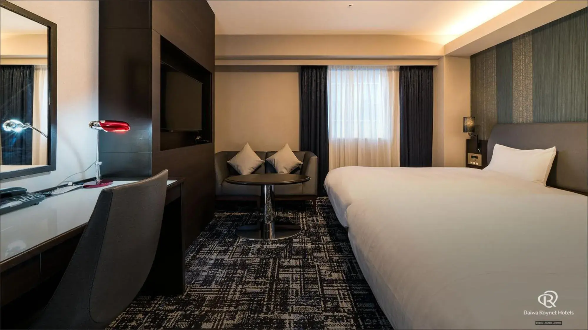 Bed in Daiwa Roynet Hotel Nagoya Eki Mae Bed in Daiwa Roynet Hotel Nagoya Eki Mae