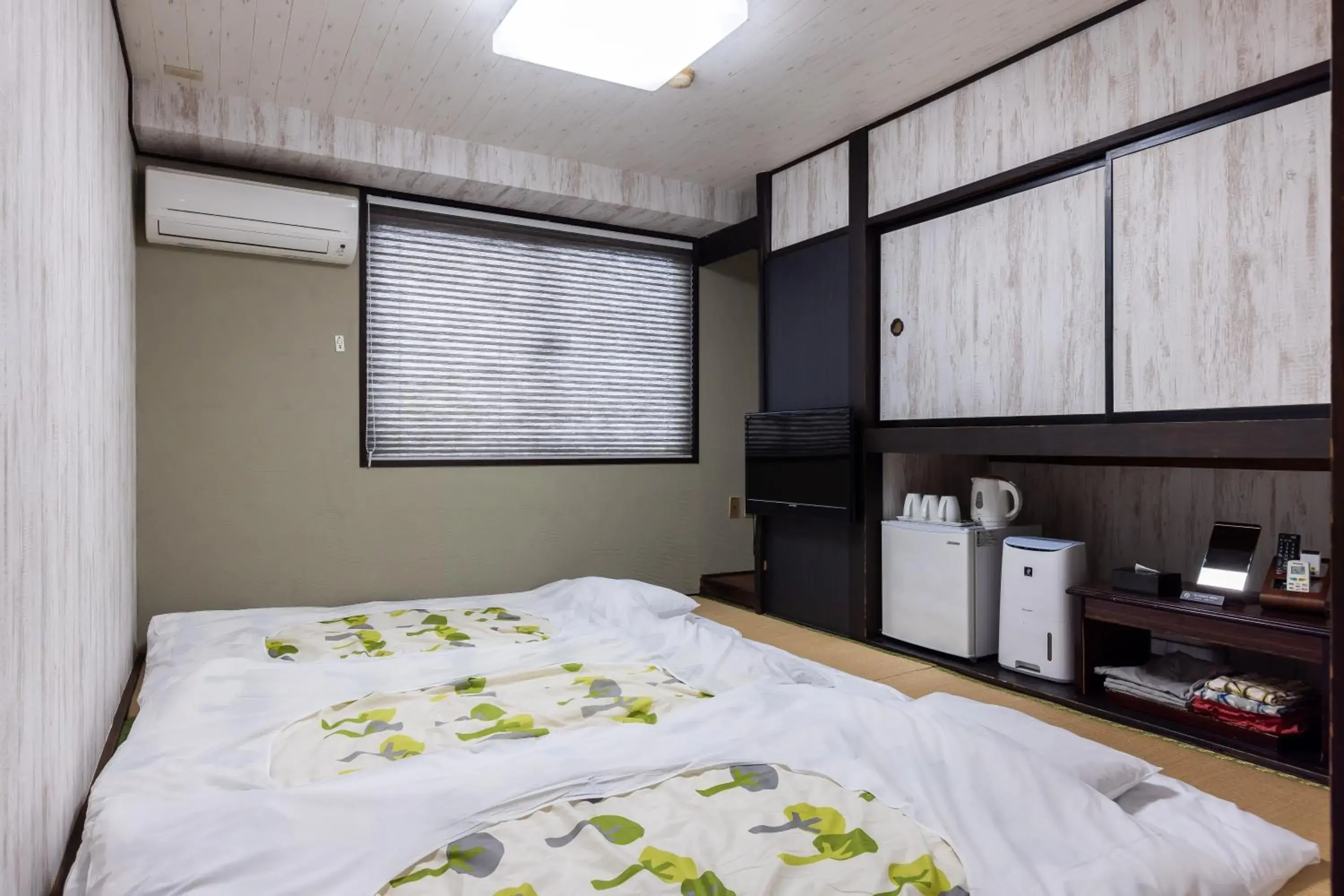 Photo of the whole room, Bed in Select Inn Fujisan Gotemba Photo of the whole room, Bed in Select Inn Fujisan Gotemba
