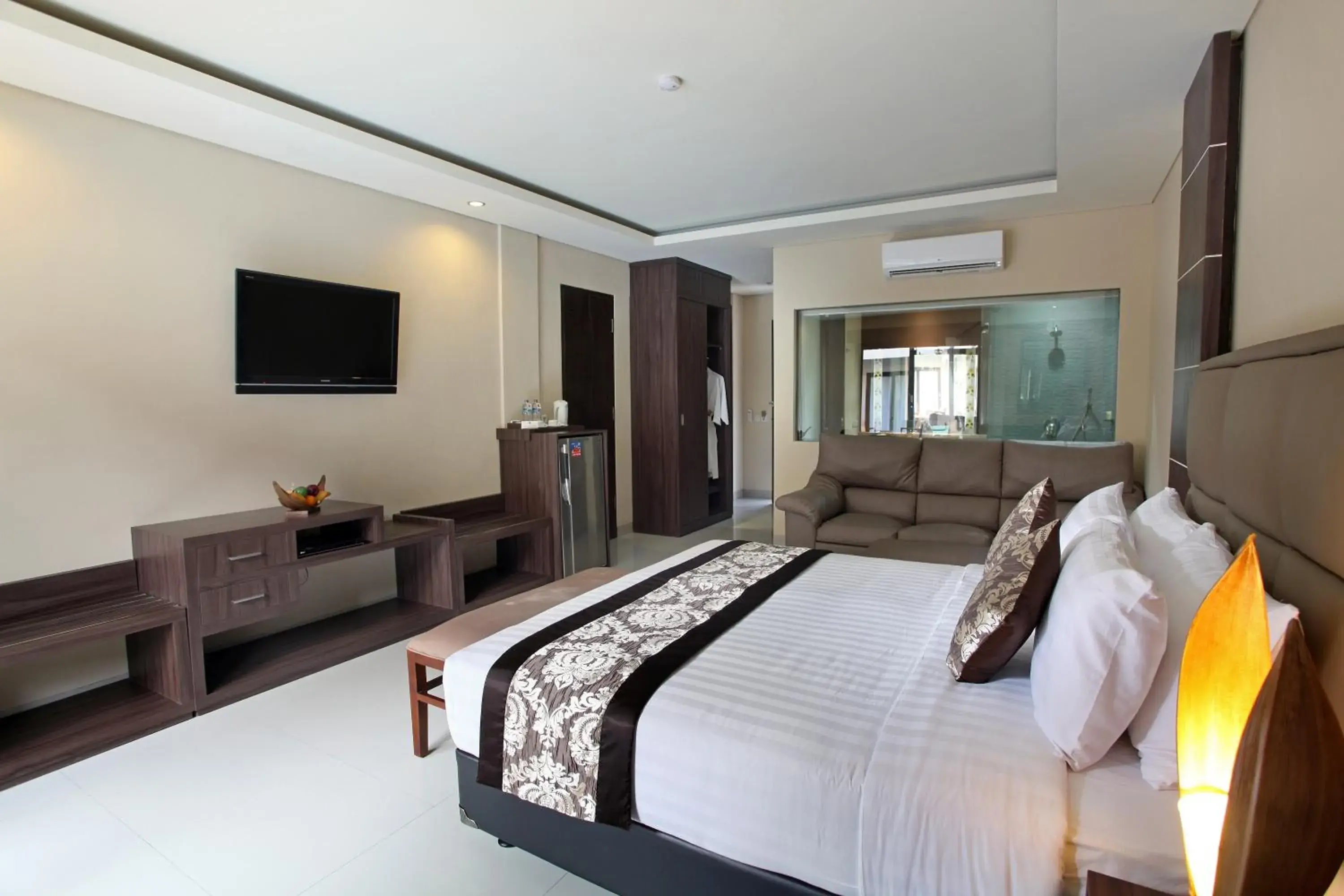 Photo of the whole room, Bed in d'Penjor Seminyak Photo of the whole room, Bed in d'Penjor Seminyak