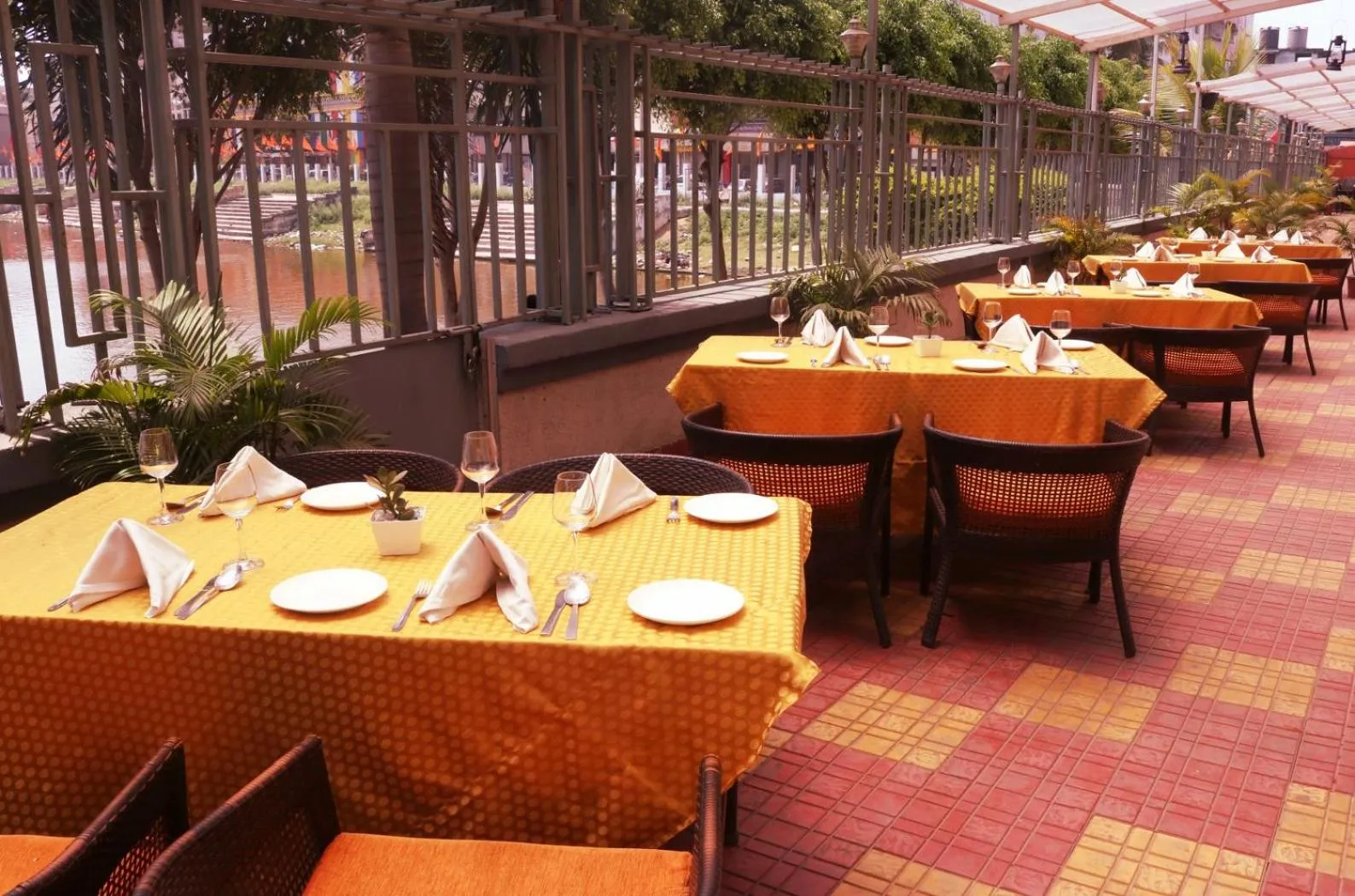 Le Lac Sarovar Portico- Ranchi