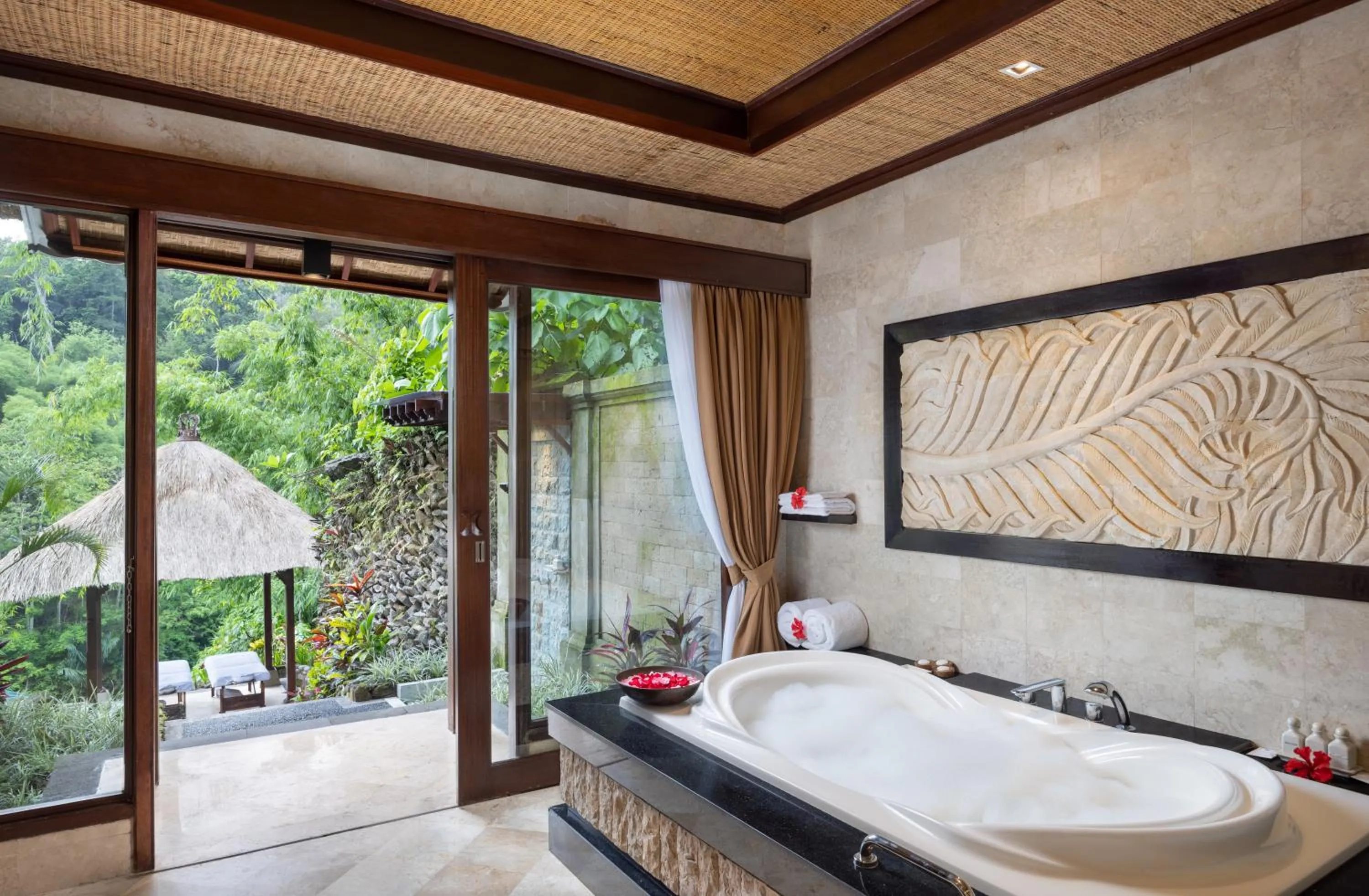 Massage in The Royal Pita Maha