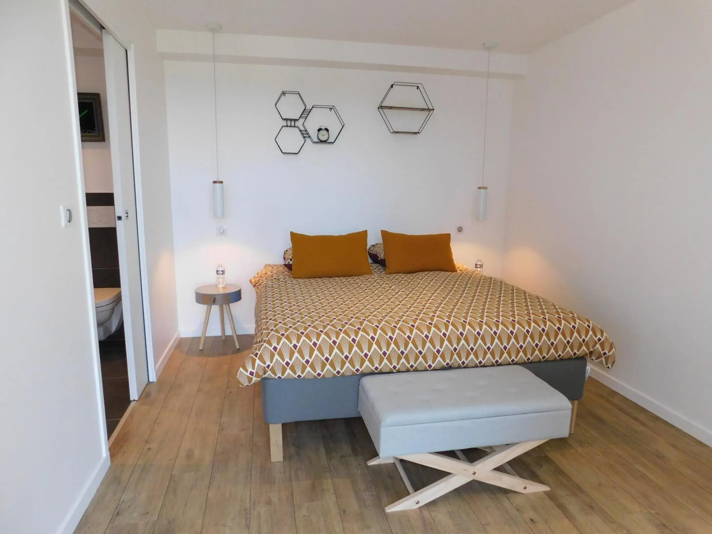 Bedroom, Bed in La Maison de Paul & Margaux Bedroom, Bed in La Maison de Paul & Margaux