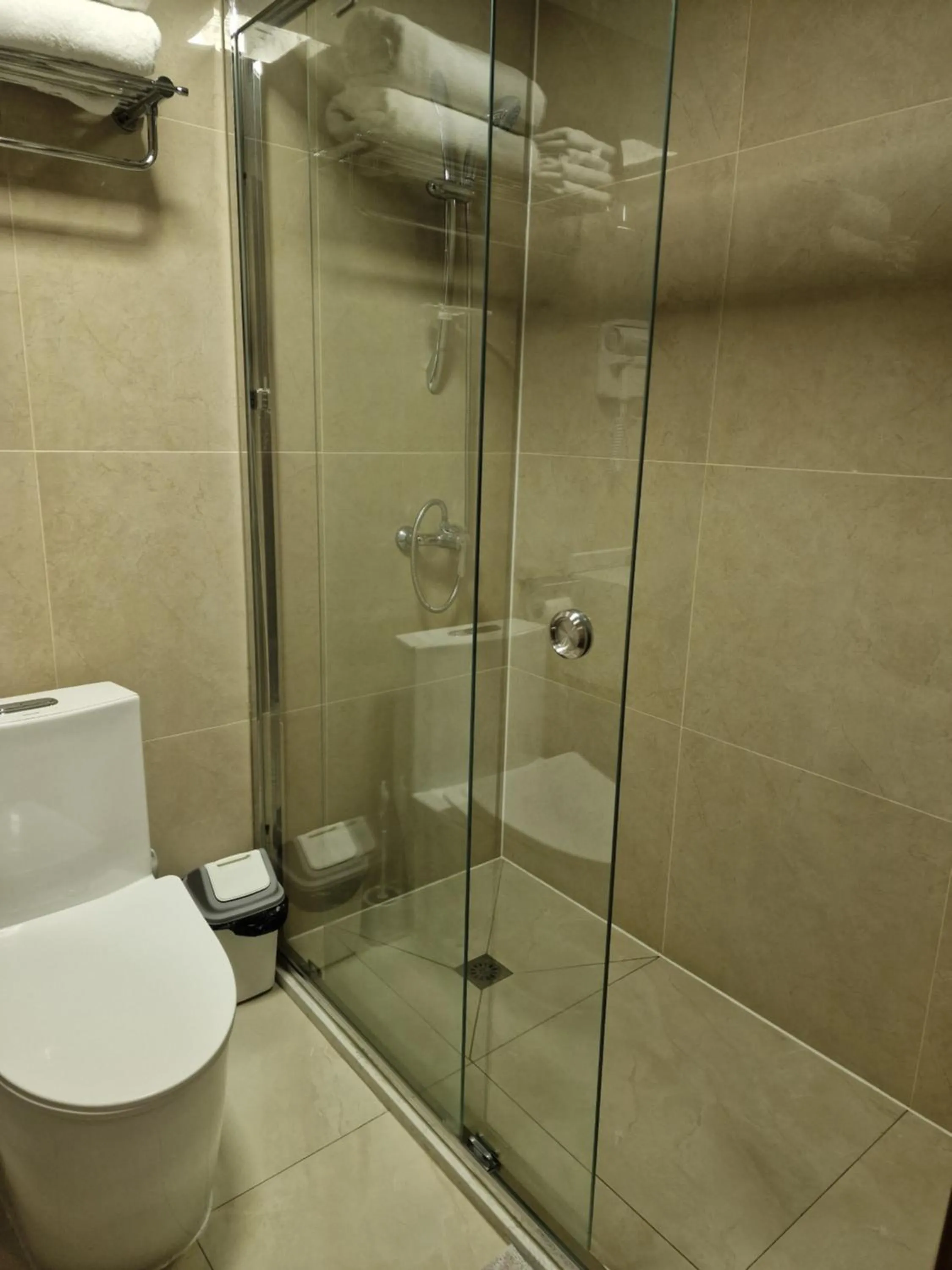 Bathroom in New West Hotel