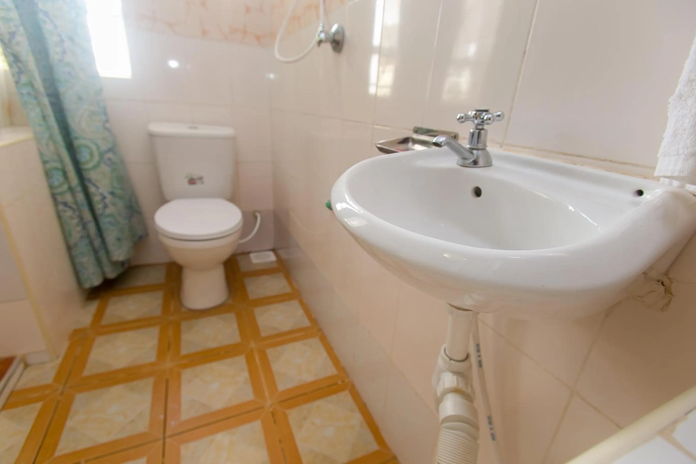 Toilet in Zarita Boutique Hotel