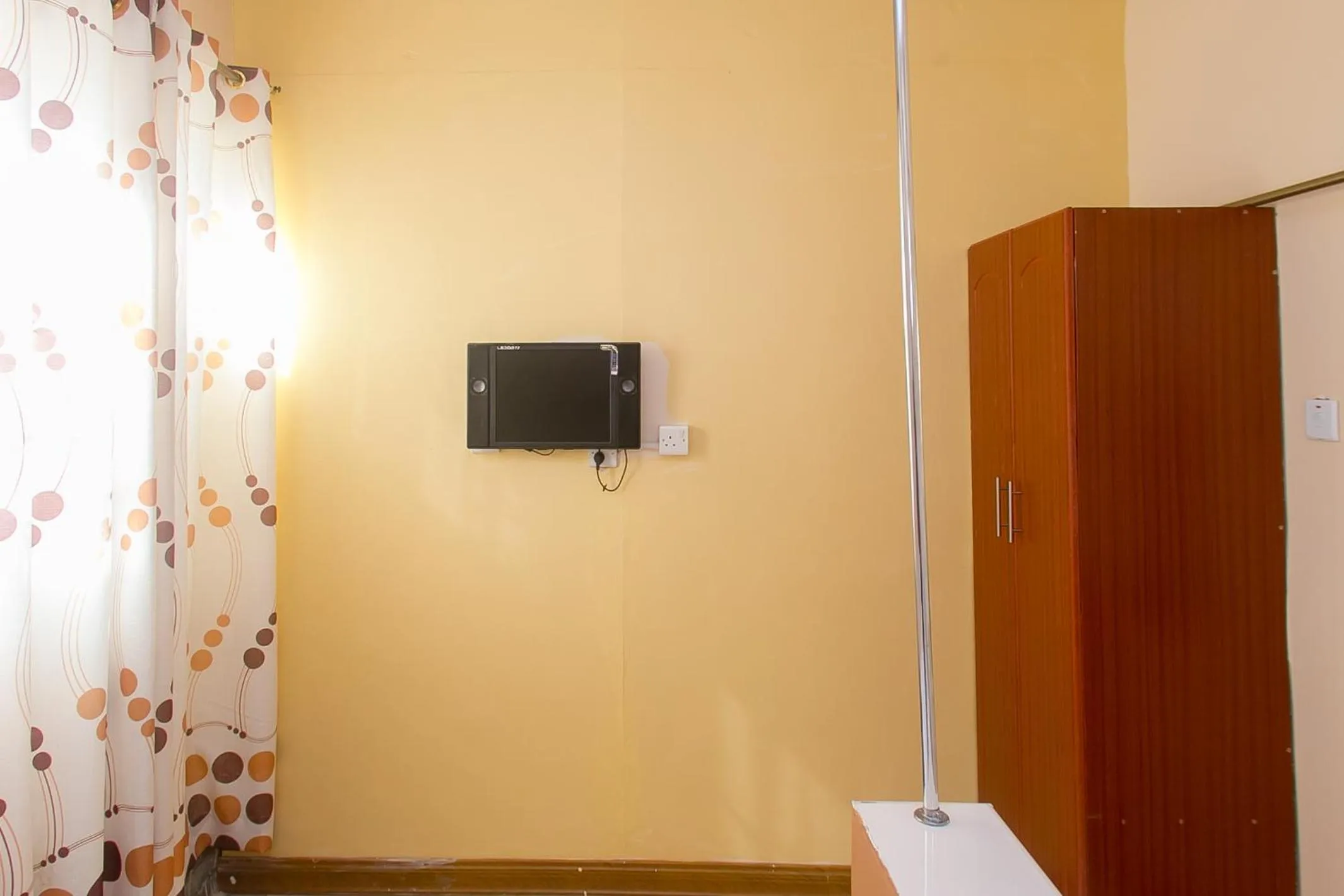 TV and multimedia in Zarita Boutique Hotel