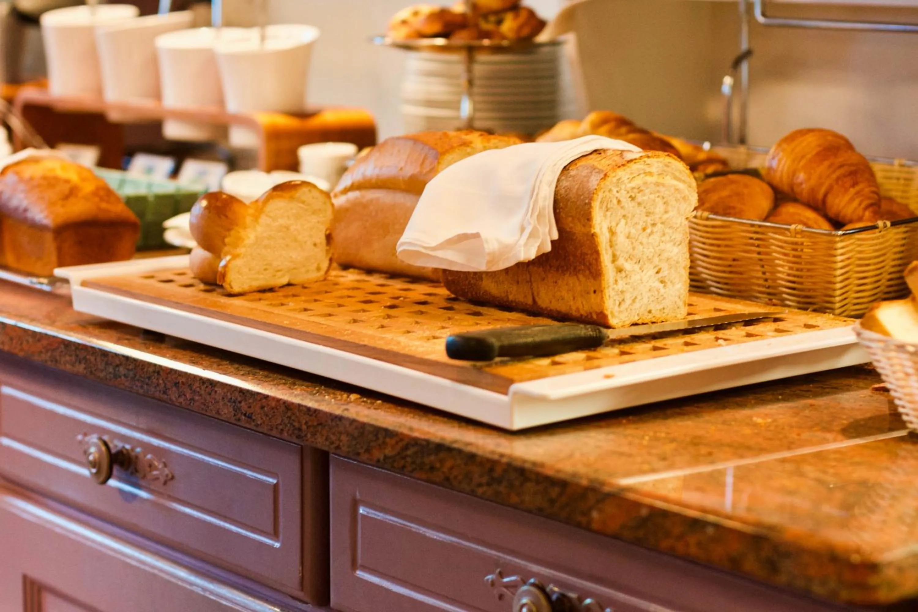 Breakfast in Hôtel du Rhône