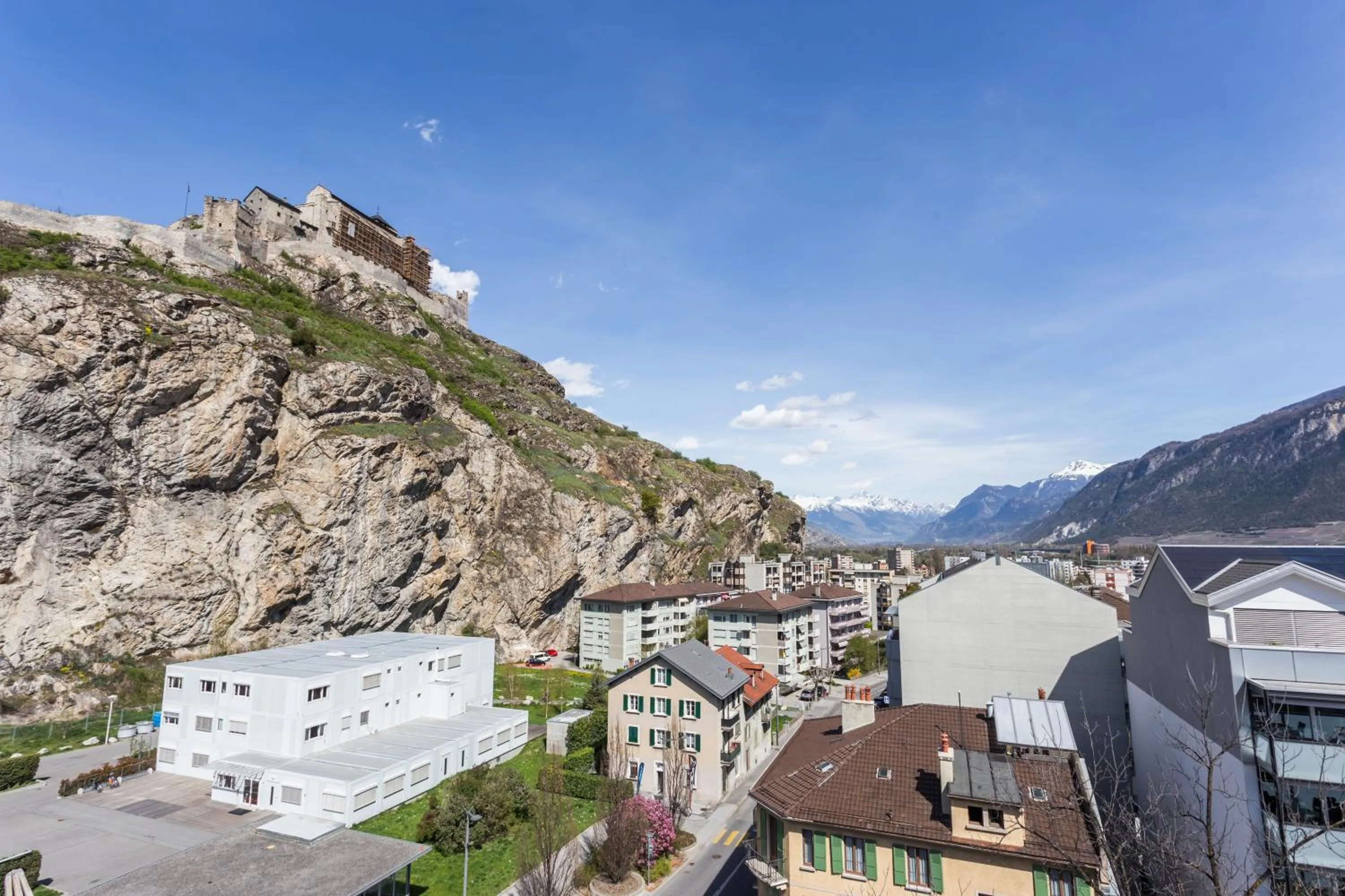 City view in Hôtel du Rhône