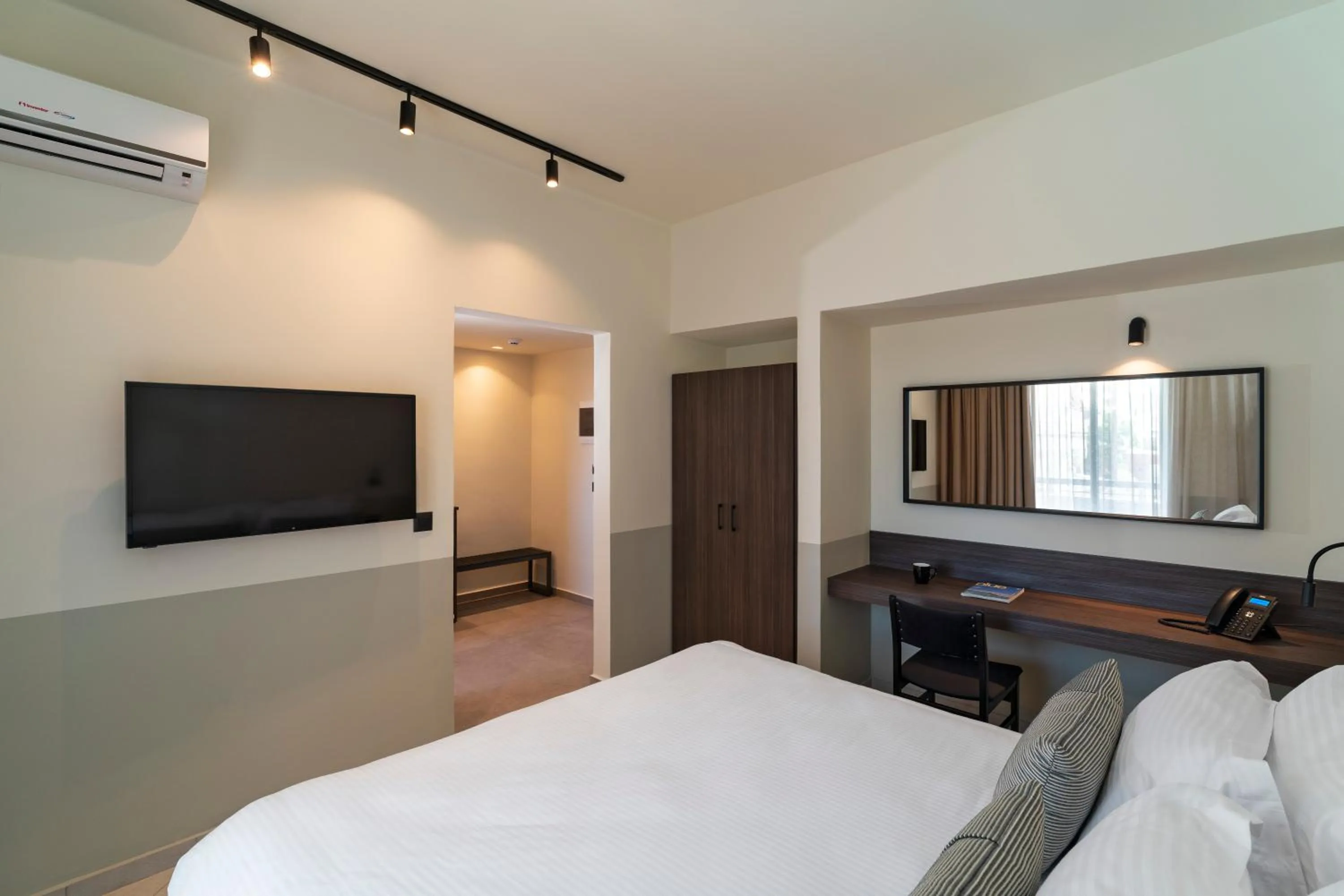 Bedroom, Bed in Mariette Rhodes Urban Suites