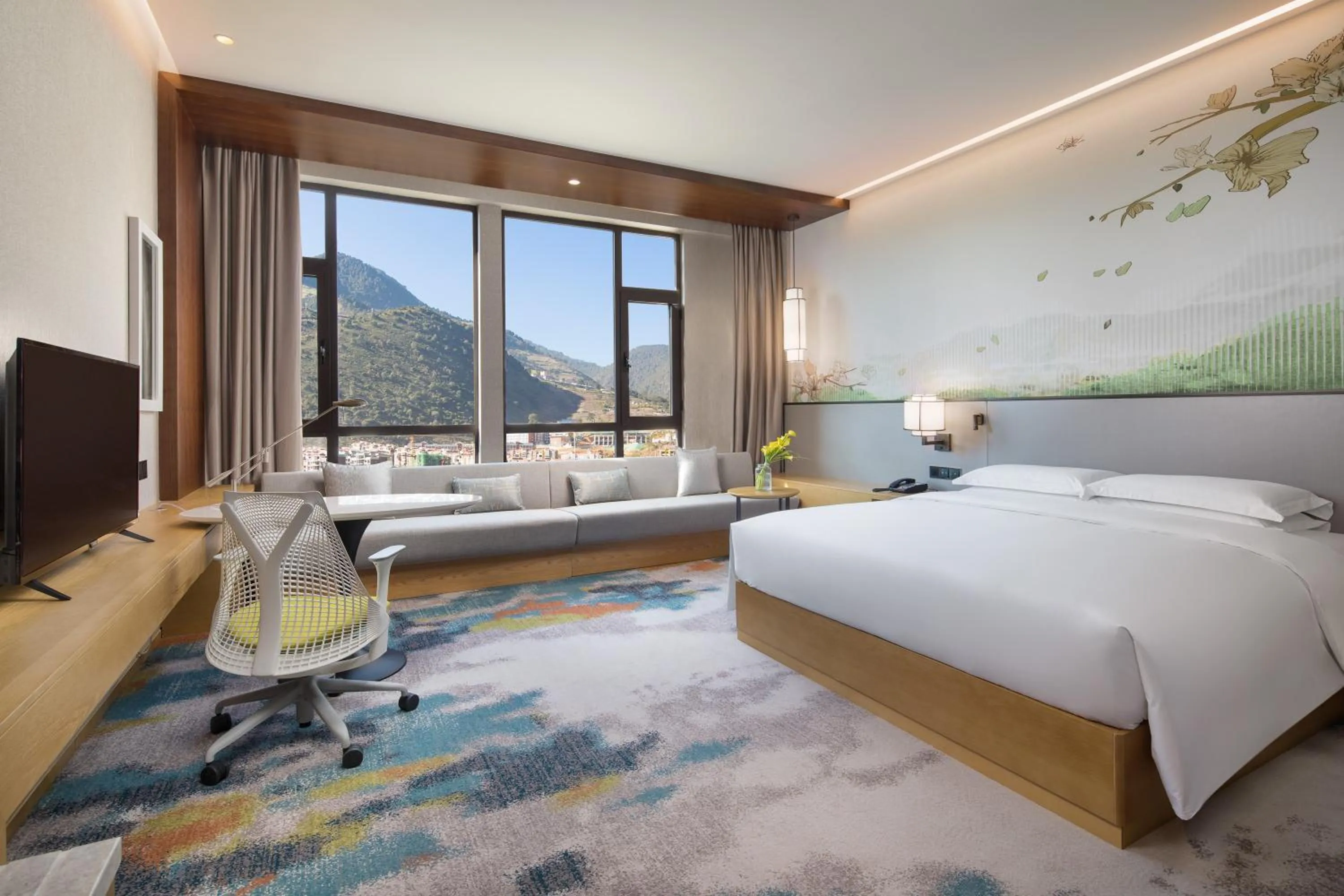 Mountain view, Bed in Hilton Garden Inn Nujiang