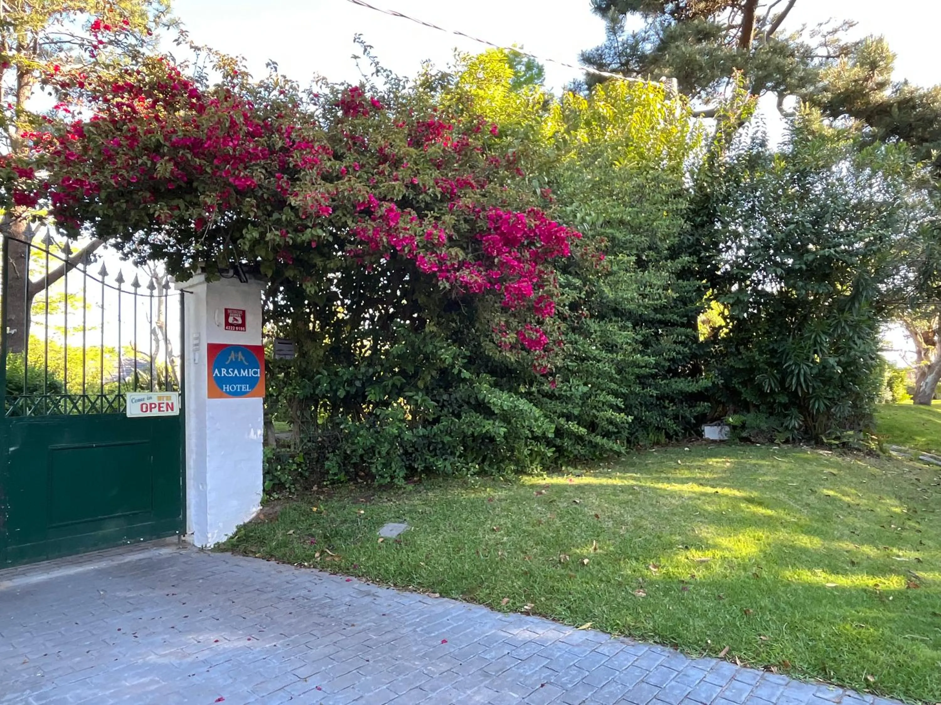 Facade/entrance in Arsamici Hotel