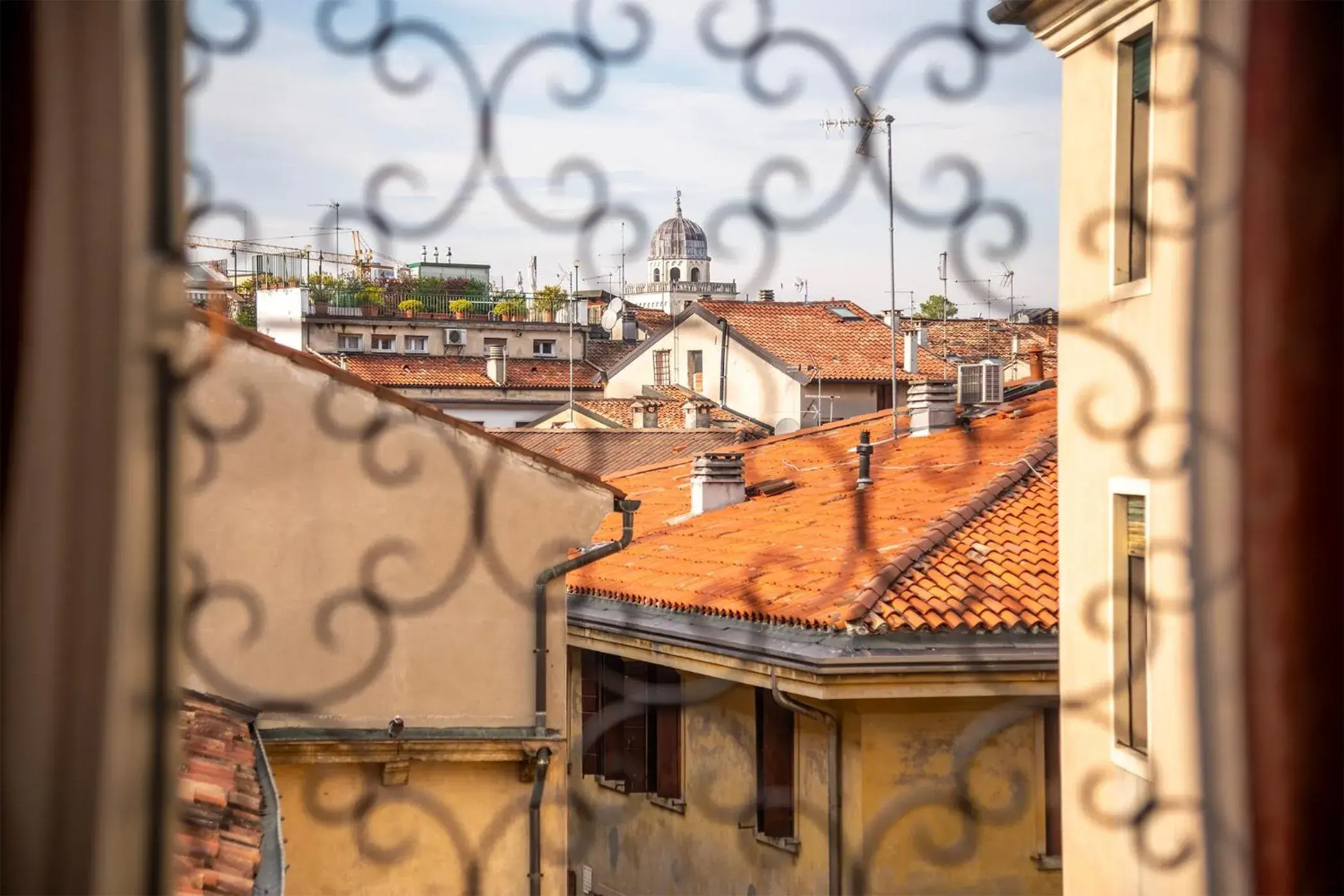 View (from property/room) in Majestic Toscanelli (centro storico) View (from property/room) in Majestic Toscanelli (centro storico)