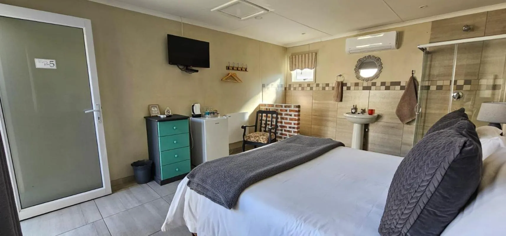 Bed in Oh So You Guesthouse