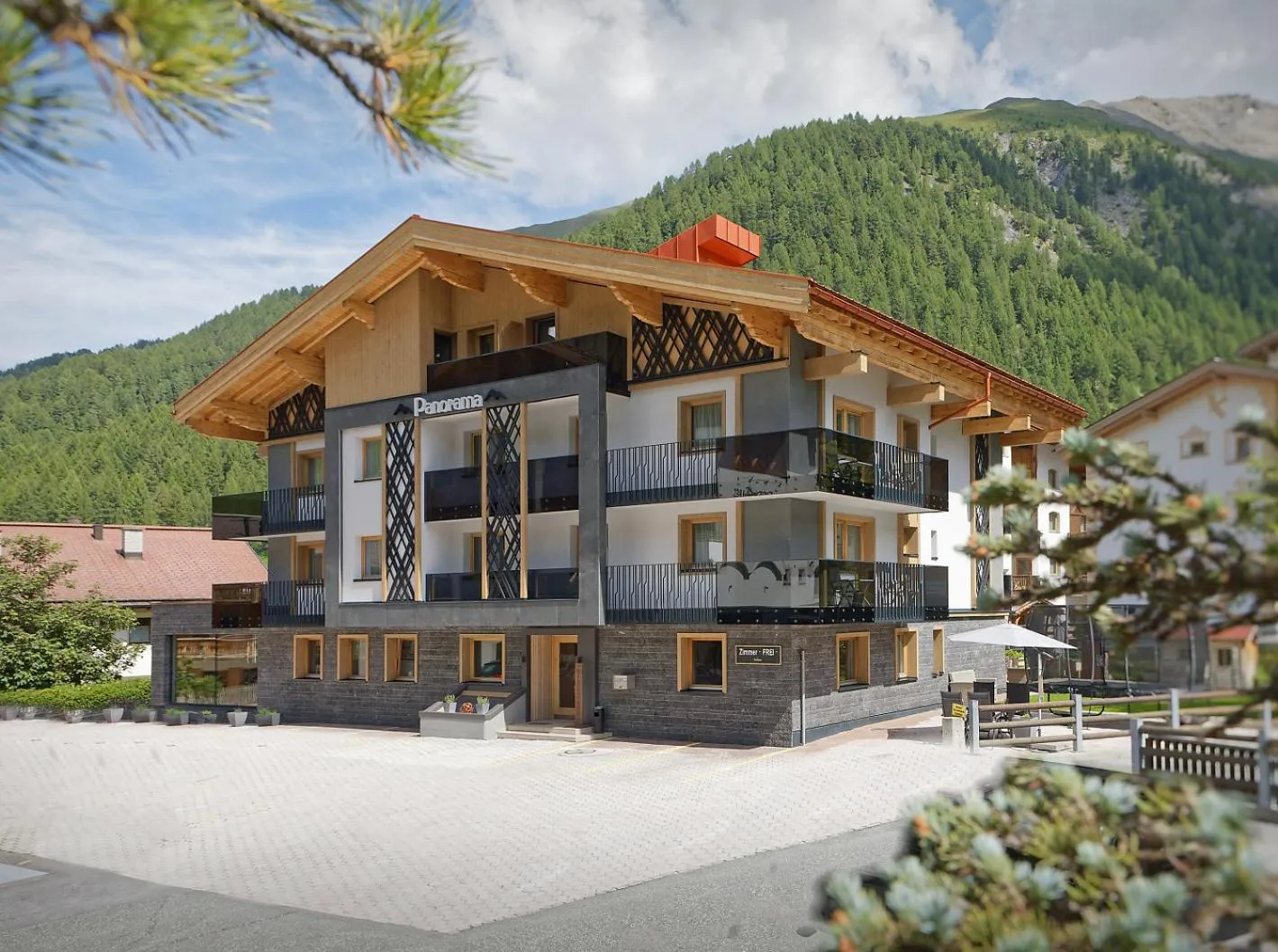 Property building in Panorama Samnaun