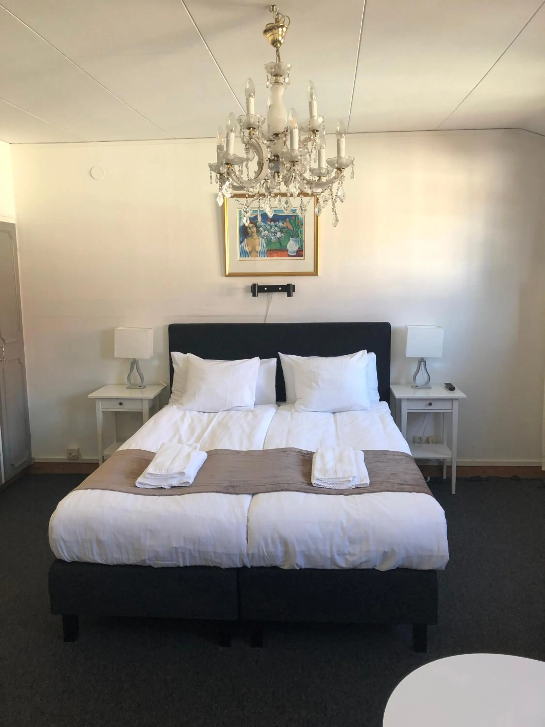 Photo of the whole room, Bed in Värdshuset Hwitan