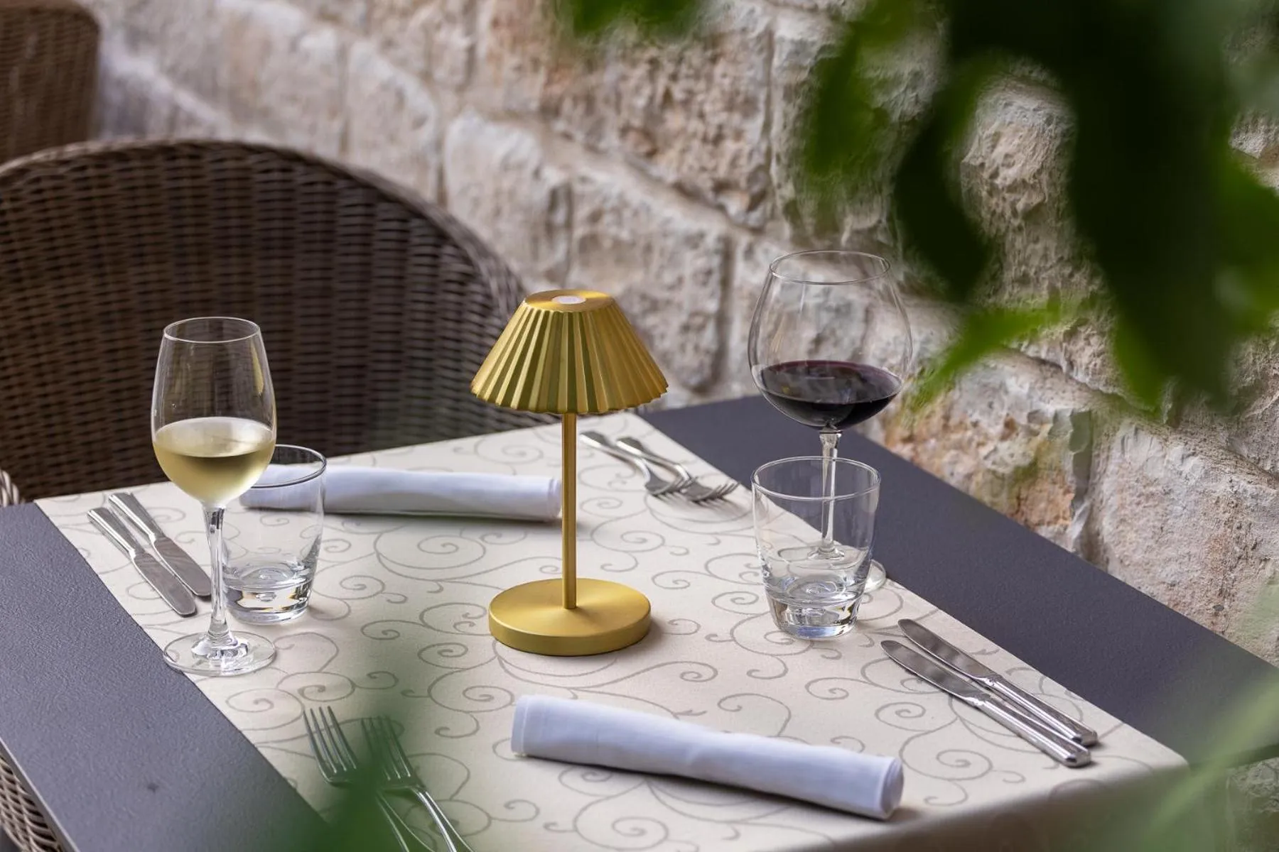 Restaurant/places to eat in Puteus Palace Heritage Hotel