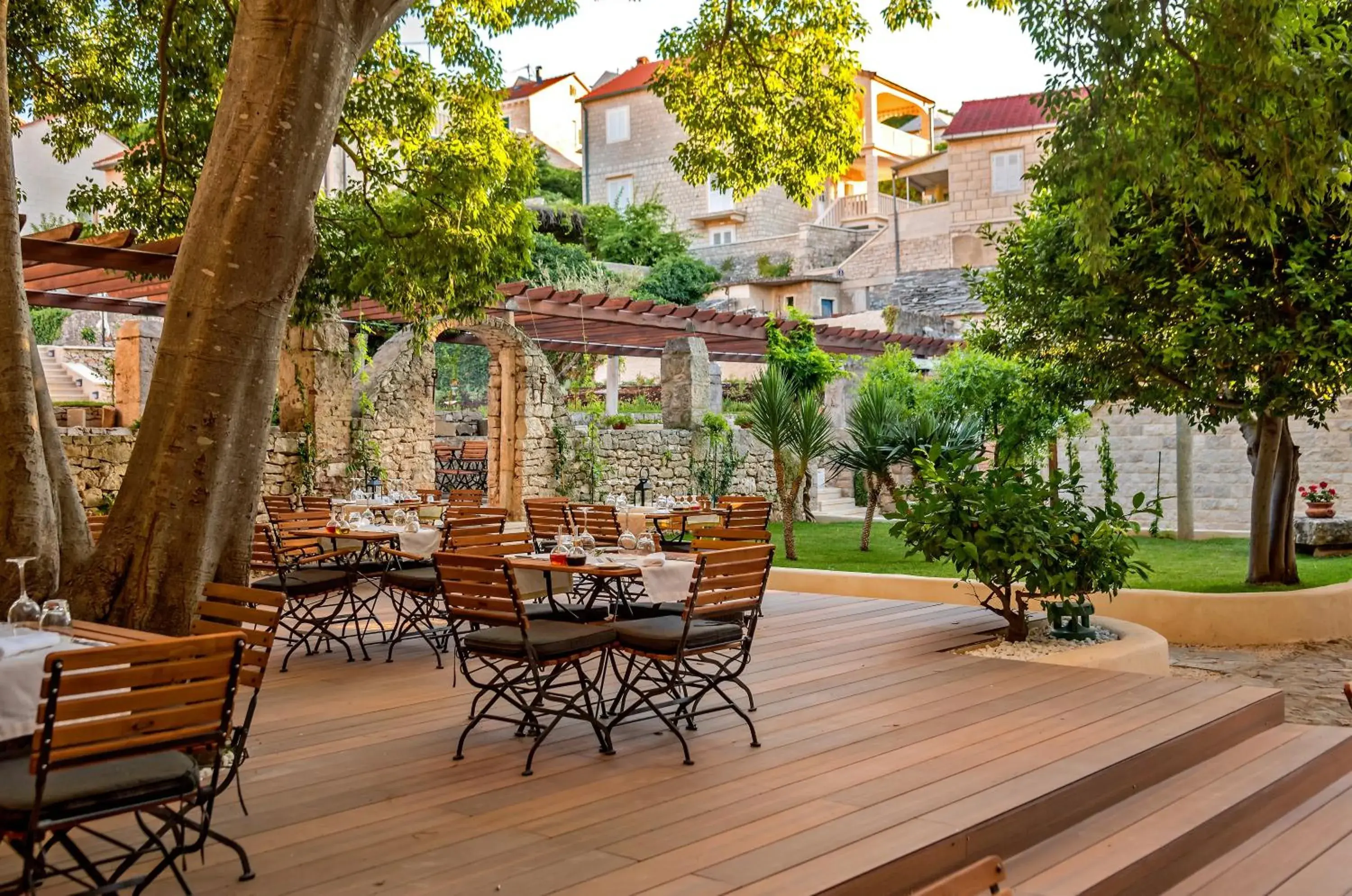 Restaurant/places to eat in Puteus Palace Heritage Hotel Restaurant/places to eat in Puteus Palace Heritage Hotel