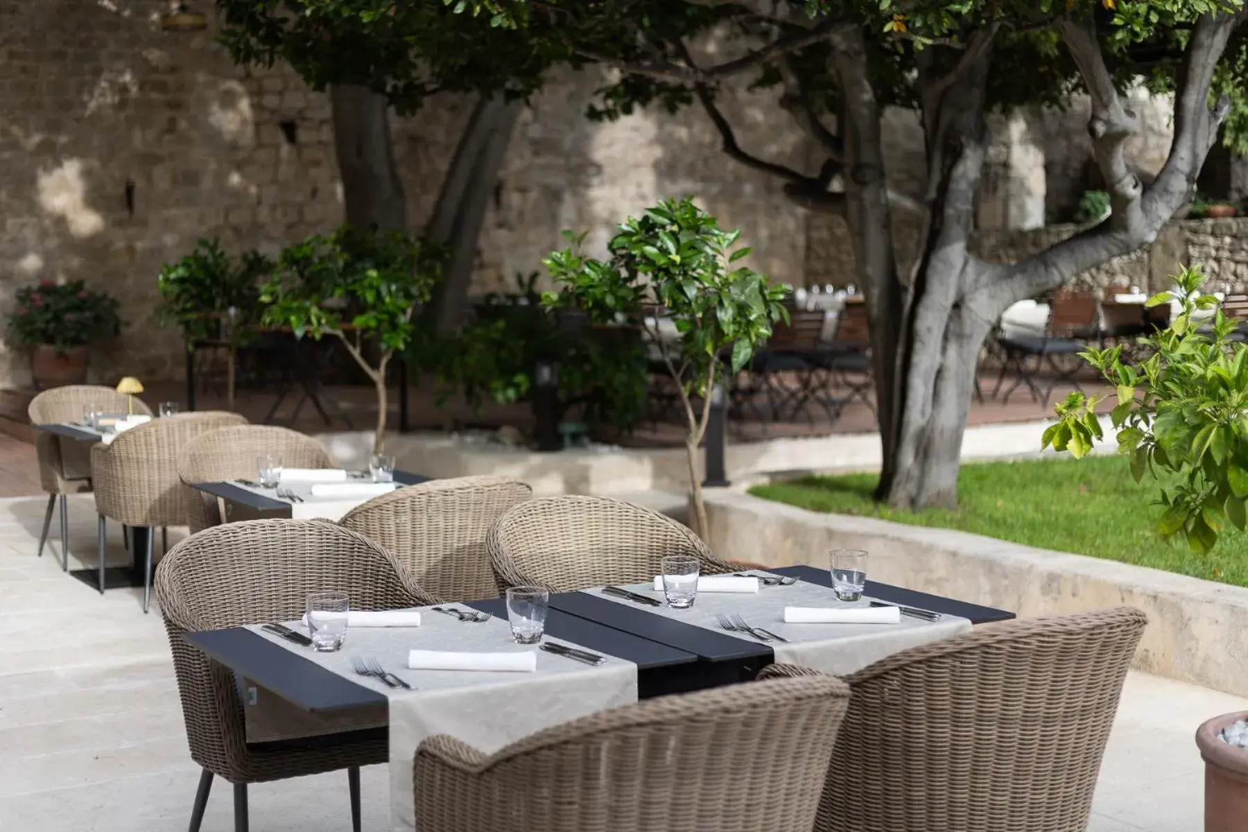 Restaurant/places to eat in Puteus Palace Heritage Hotel Restaurant/places to eat in Puteus Palace Heritage Hotel