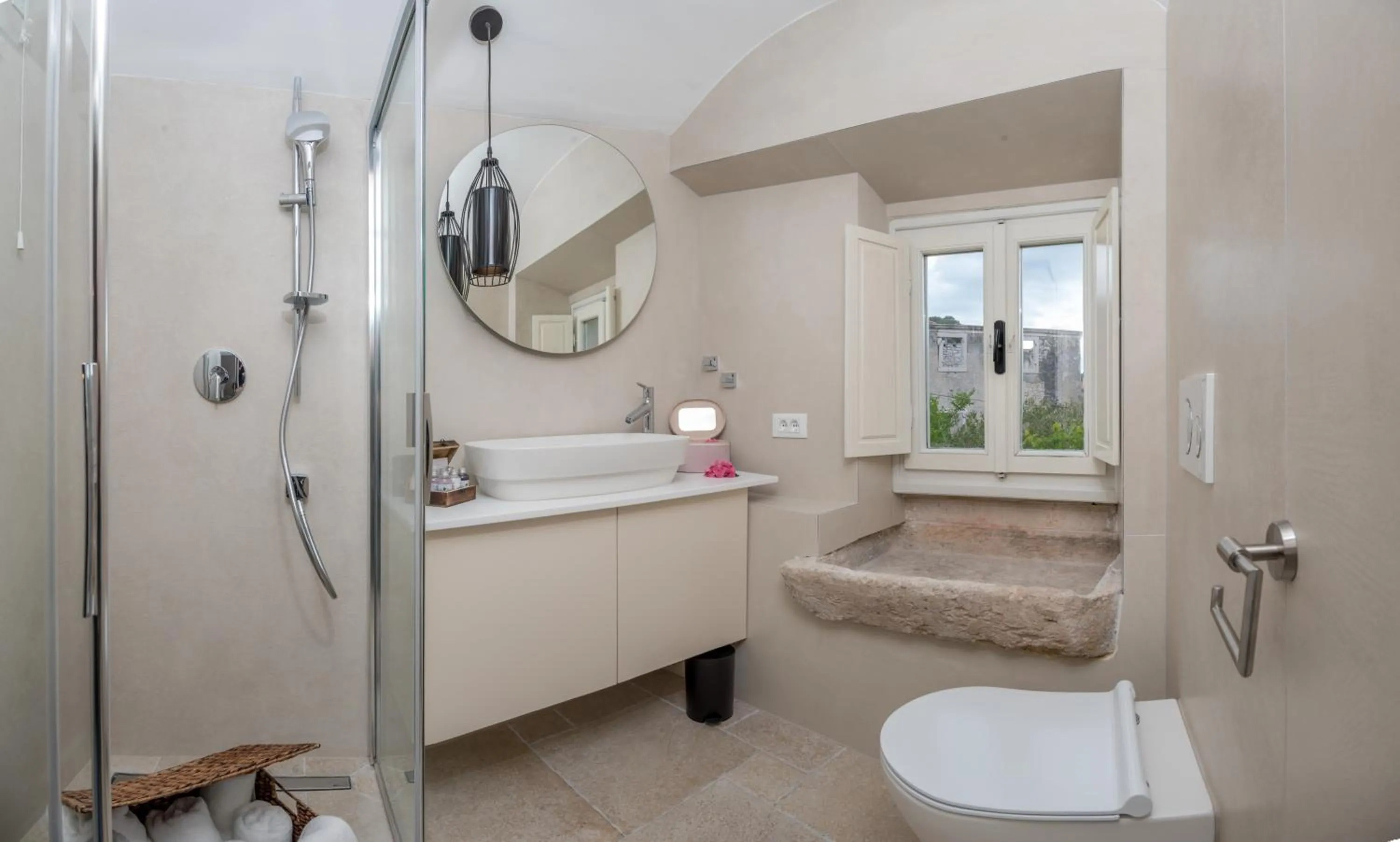 Bathroom in Puteus Palace Heritage Hotel