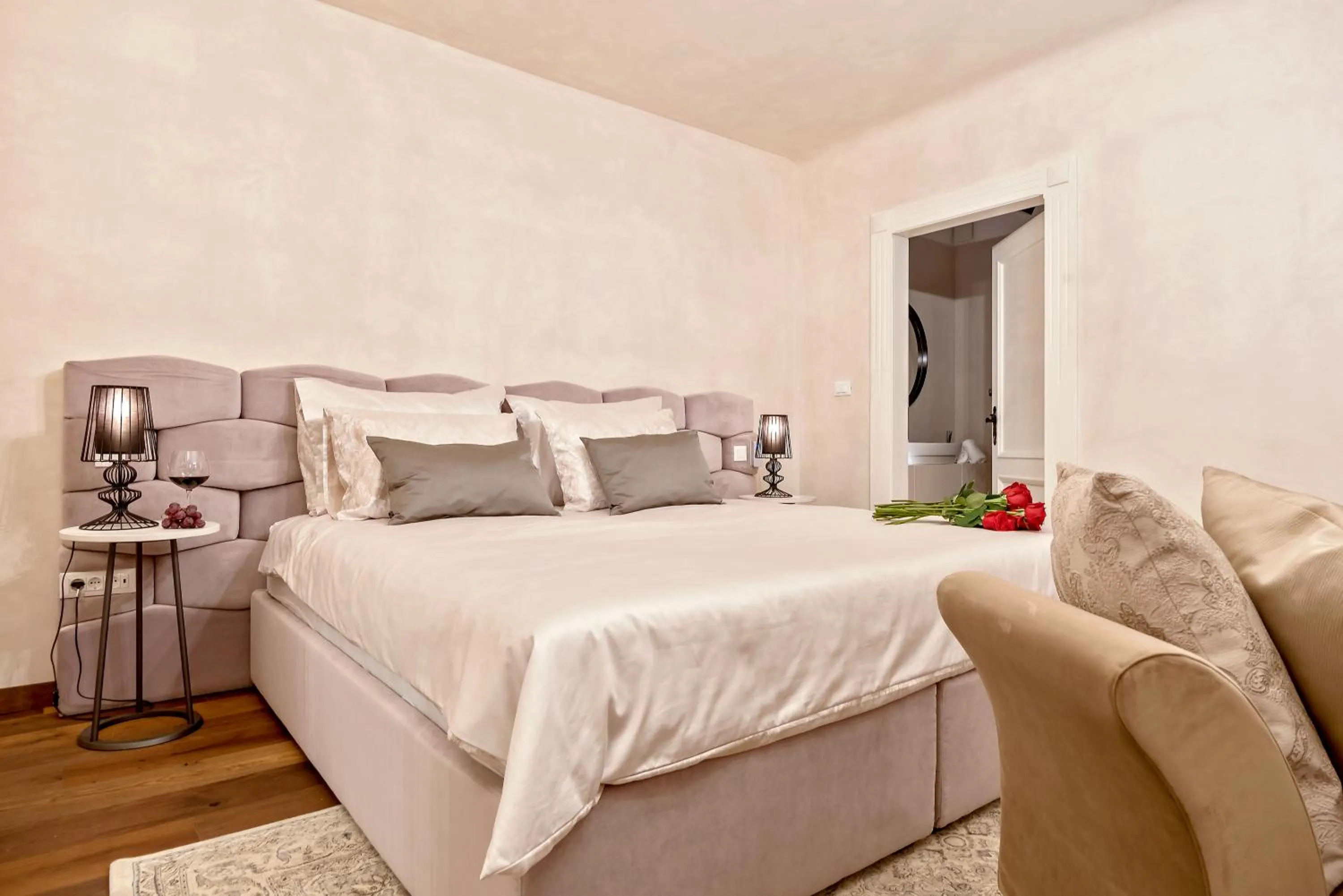 Bedroom, Bed in Puteus Palace Heritage Hotel