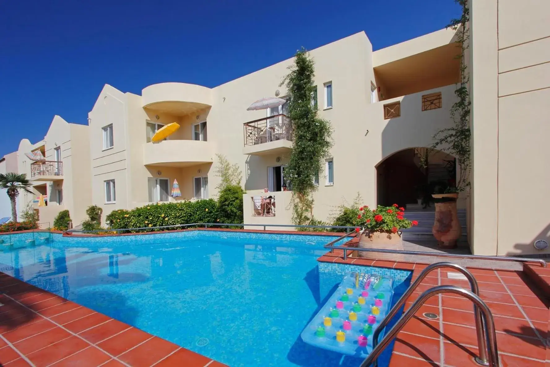 Property building in Lambrinos Suites Property building in Lambrinos Suites