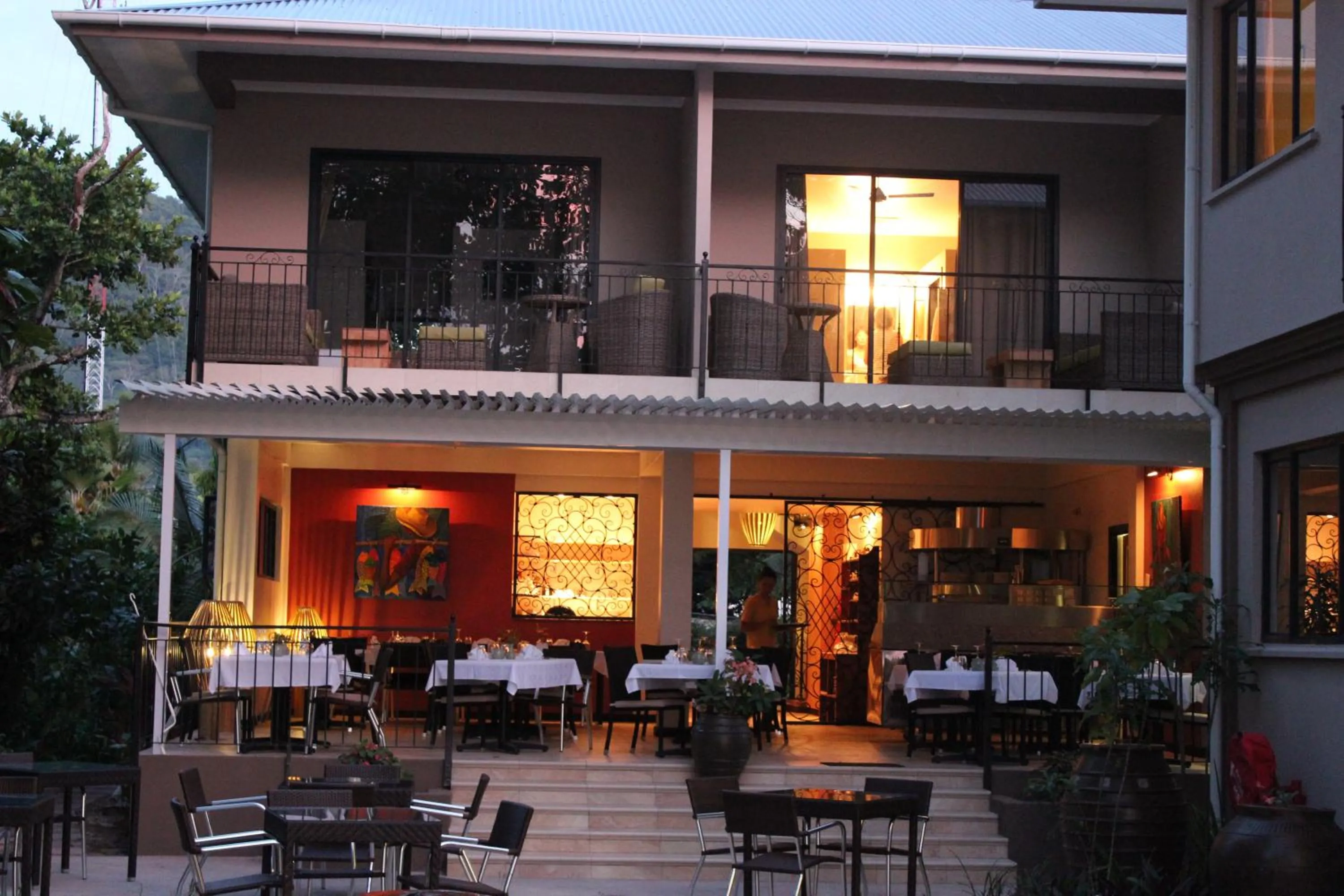 Restaurant/places to eat in Le Repaire - Boutique Hotel & Restaurant
