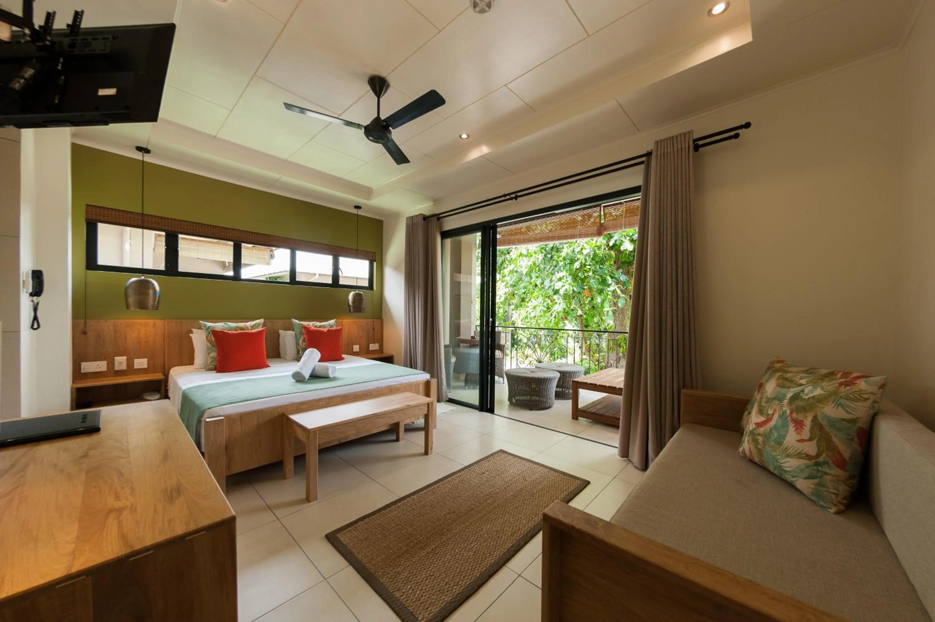 Bed in Le Repaire - Boutique Hotel & Restaurant