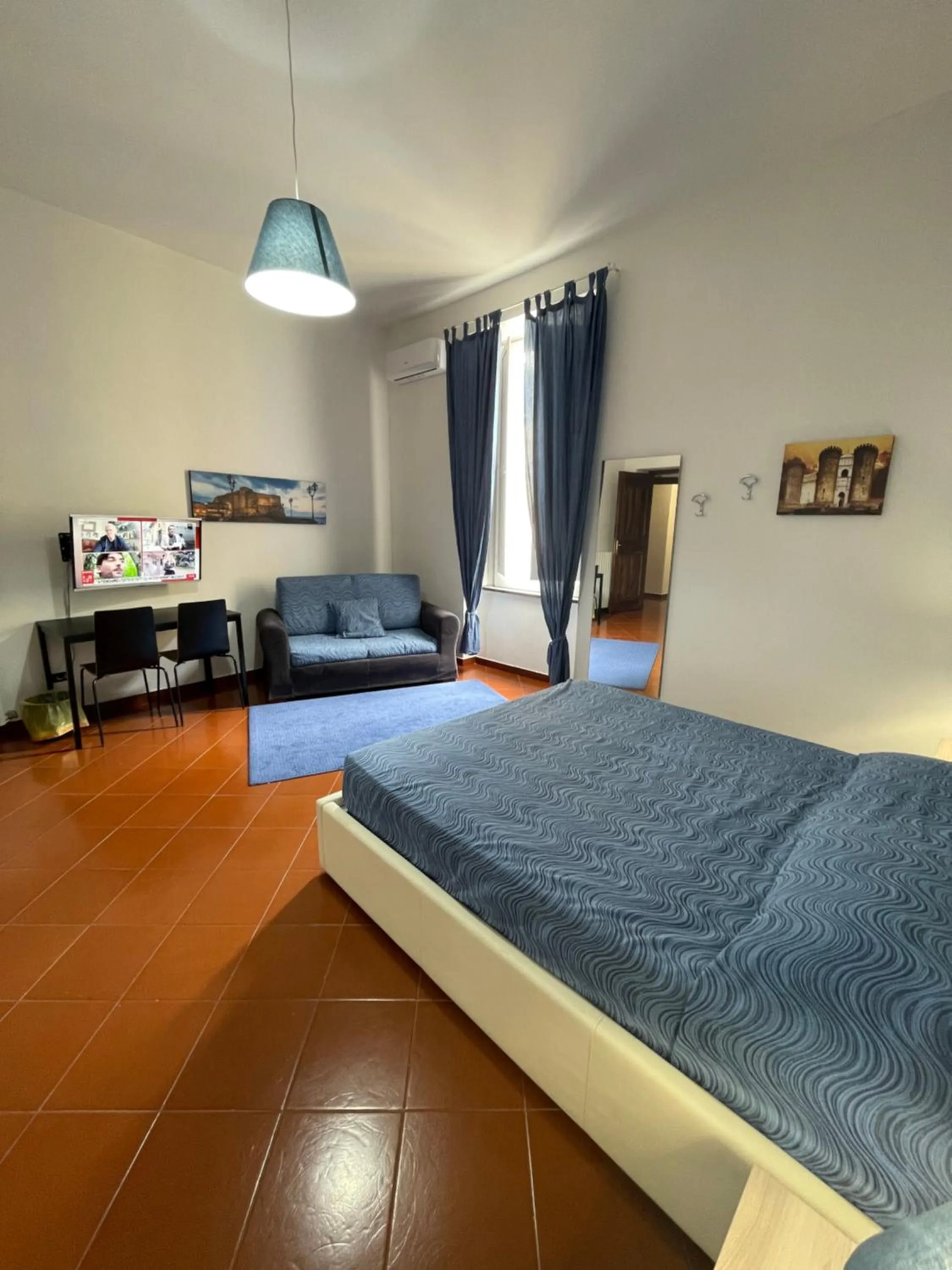 TV and multimedia, Bed in Dante Rooms