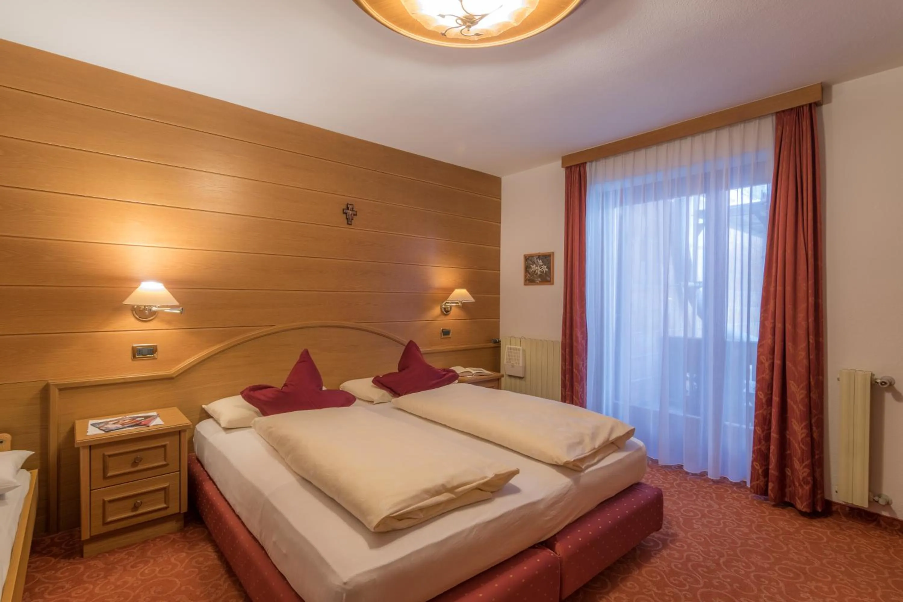 Balcony/Terrace, Bed in Garni La Vara