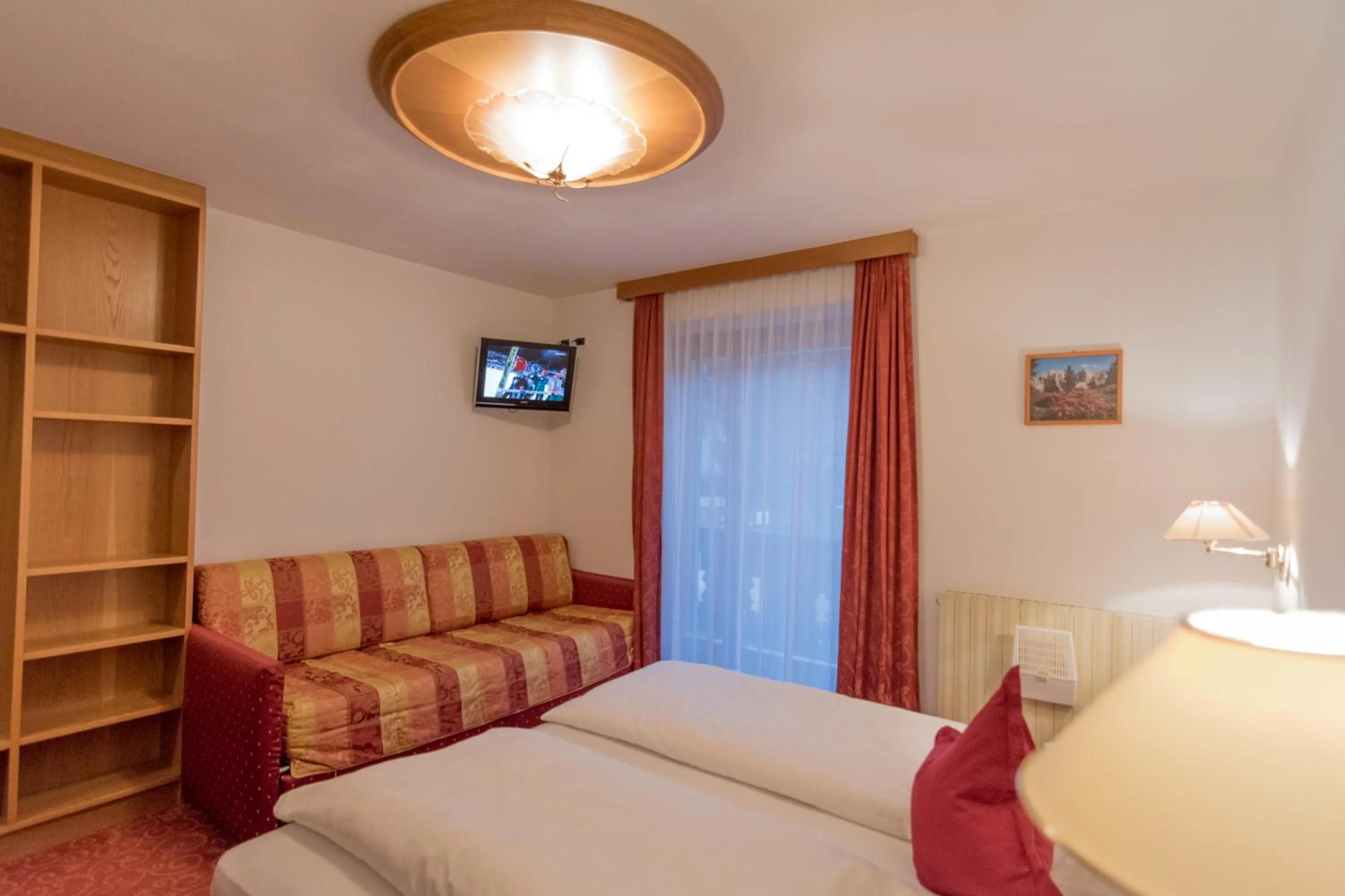 Balcony/Terrace, Bed in Garni La Vara