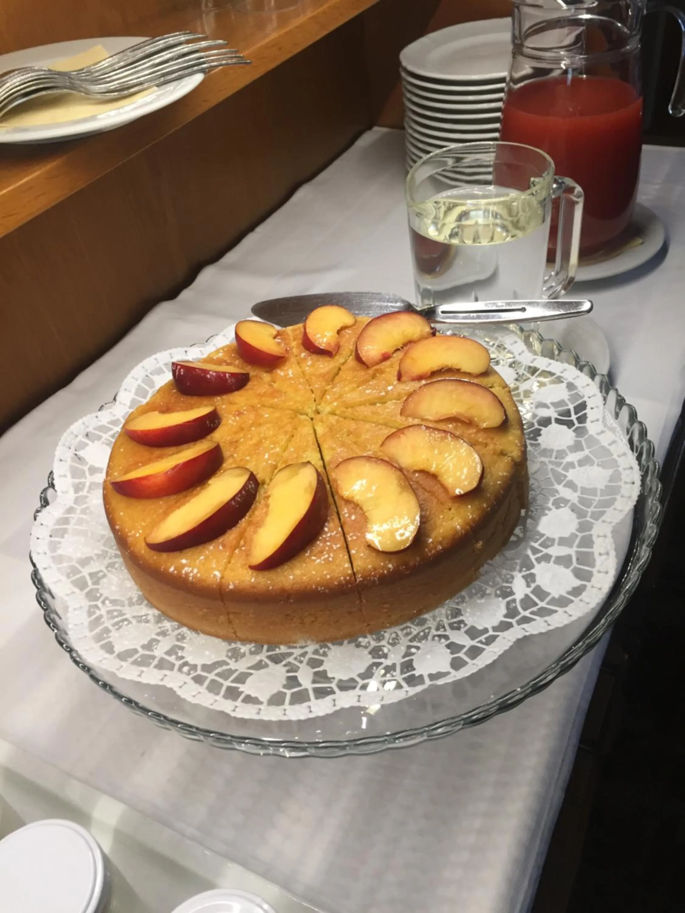 Buffet breakfast in Garni La Vara