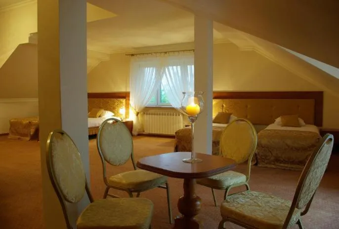 Photo of the whole room in Villa Anna