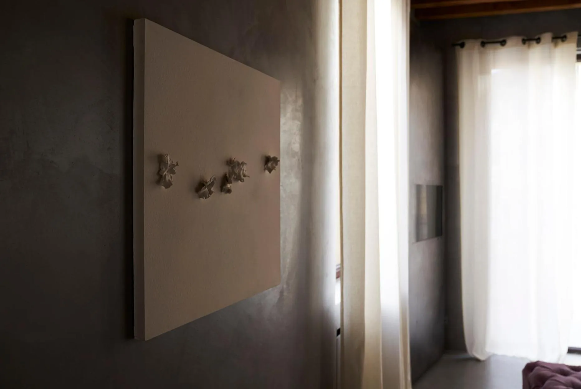 Decorative detail in Fornace Suite