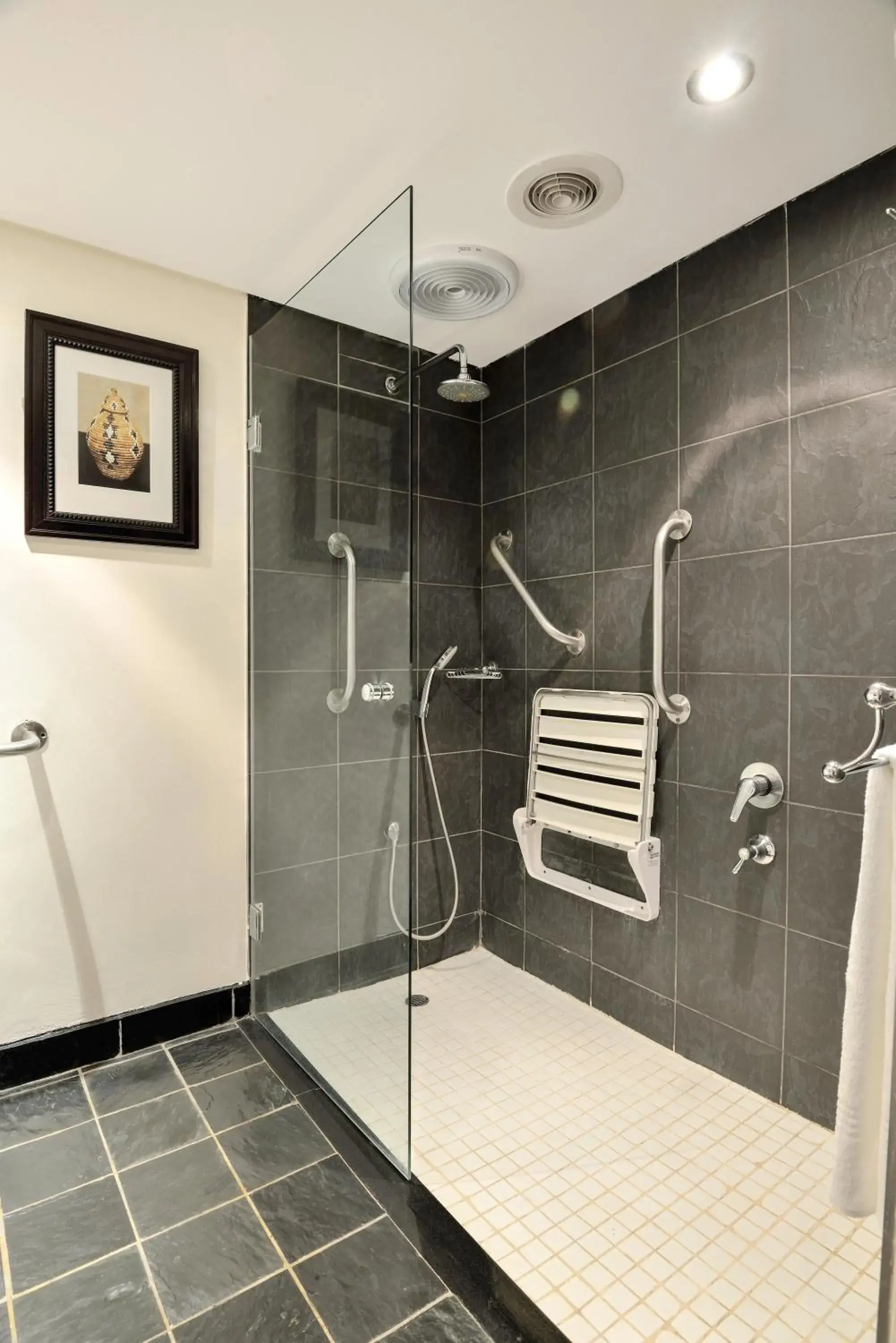 Bathroom in Bakubung Bush Lodge Bathroom in Bakubung Bush Lodge